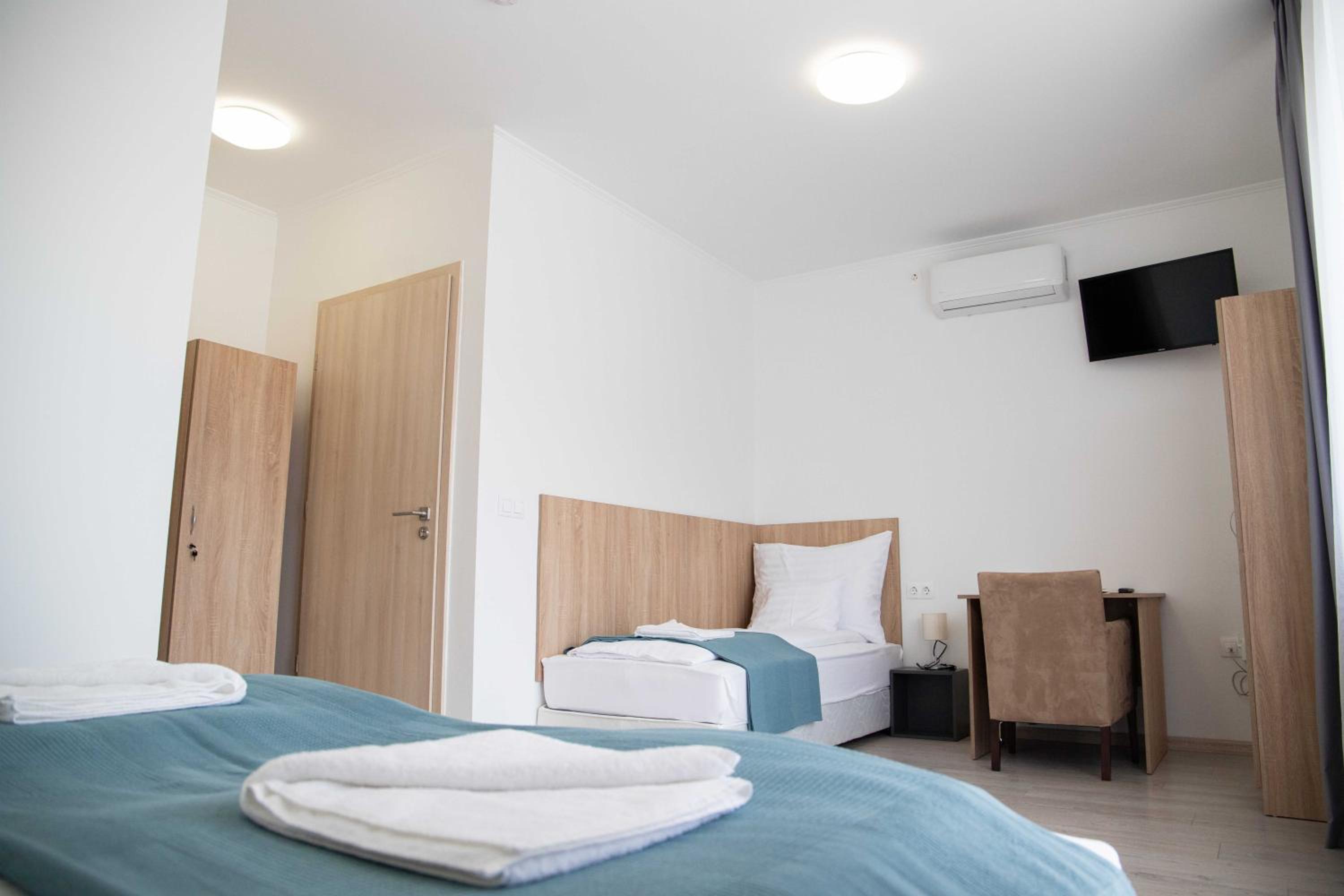Triple Room with Balcony photo 2