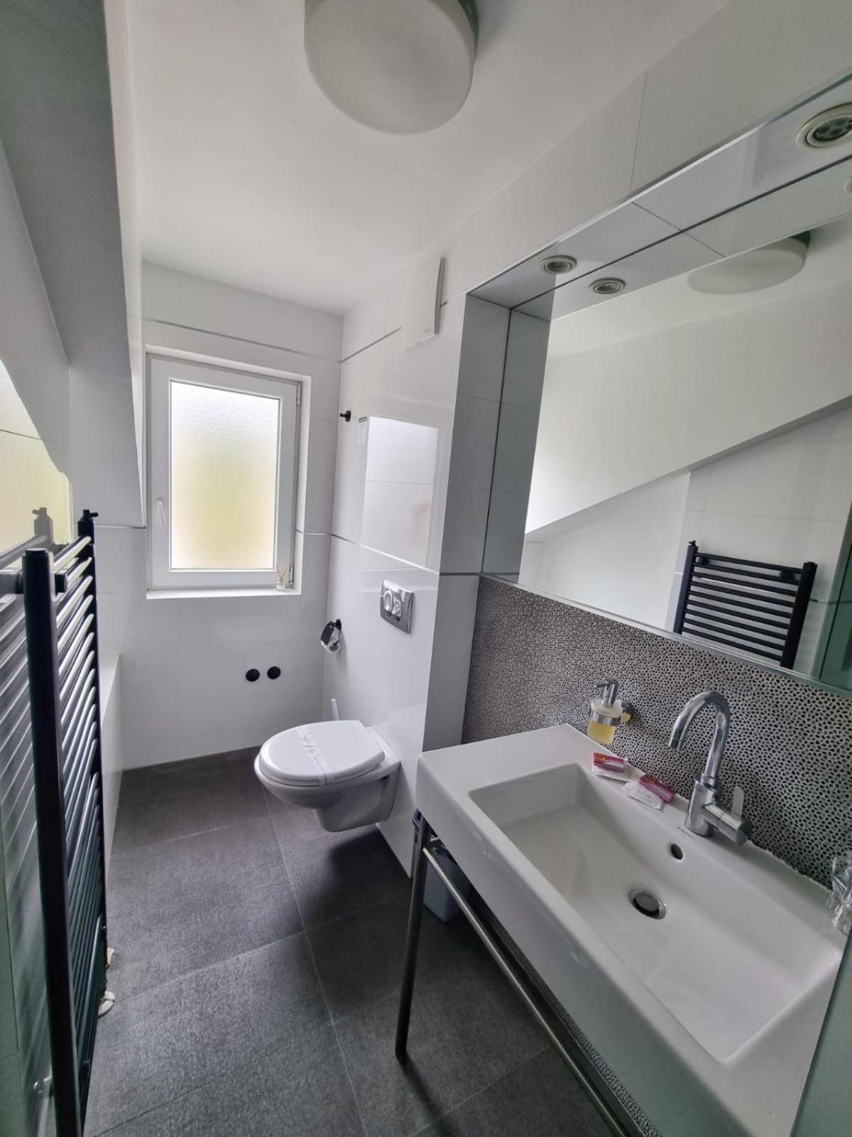 Classic Triple Room - Photo 8