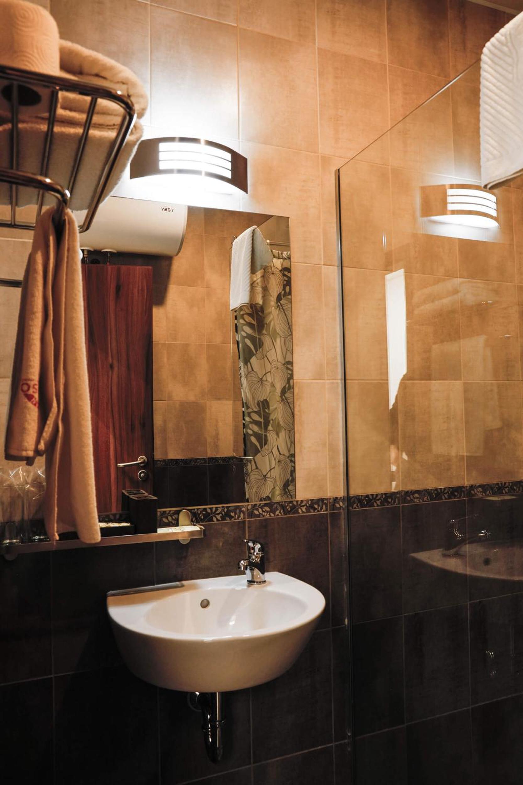 Double or Twin Room photo 2