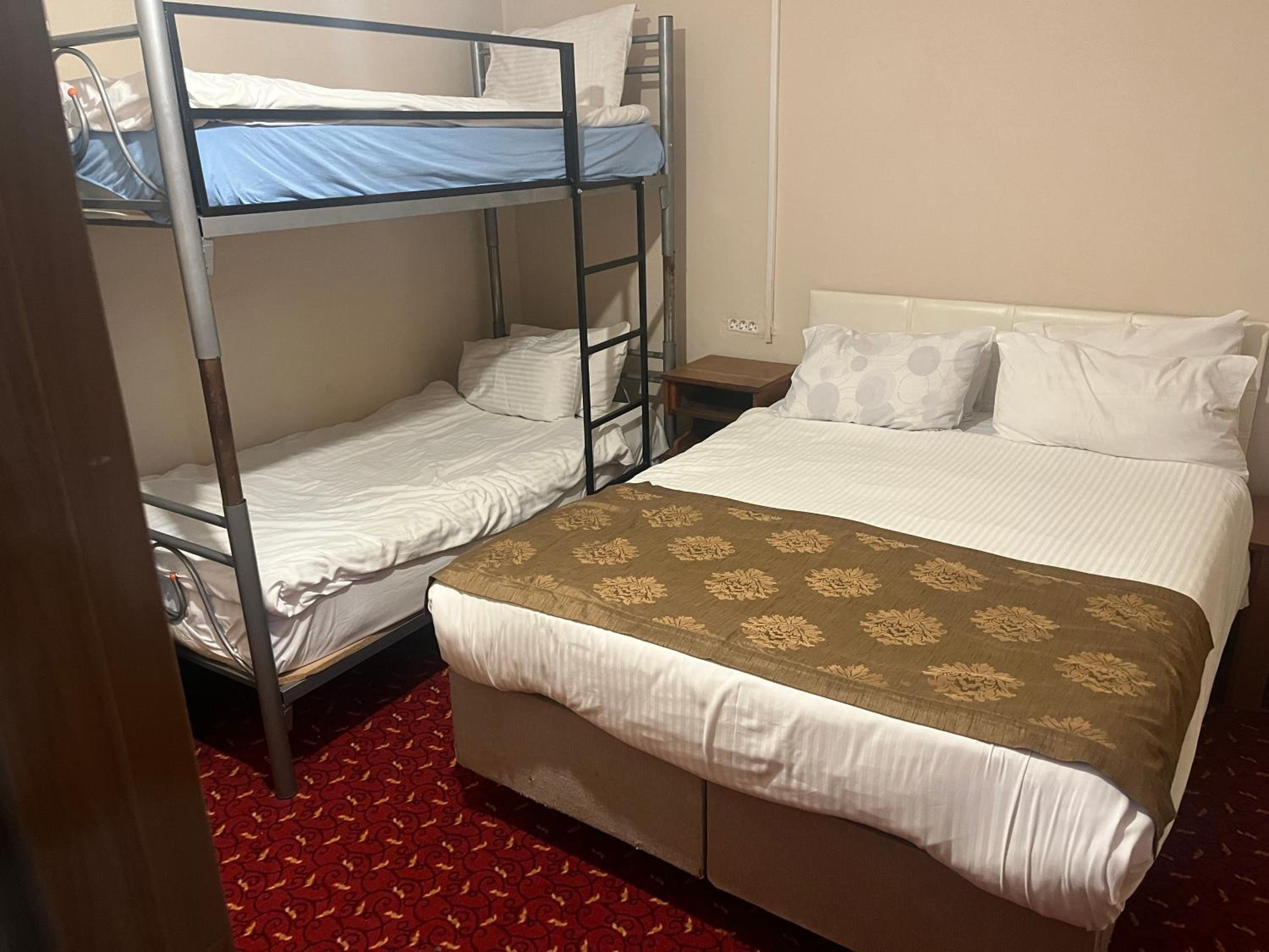 Two-Bedroom Suite photo 2
