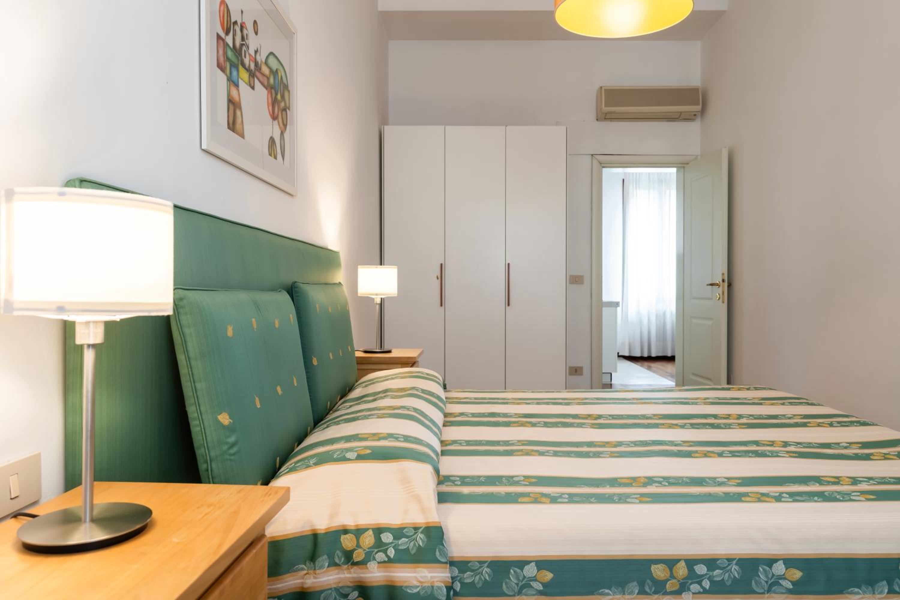 Two-Bedroom Suite (3 Adults) photo 3