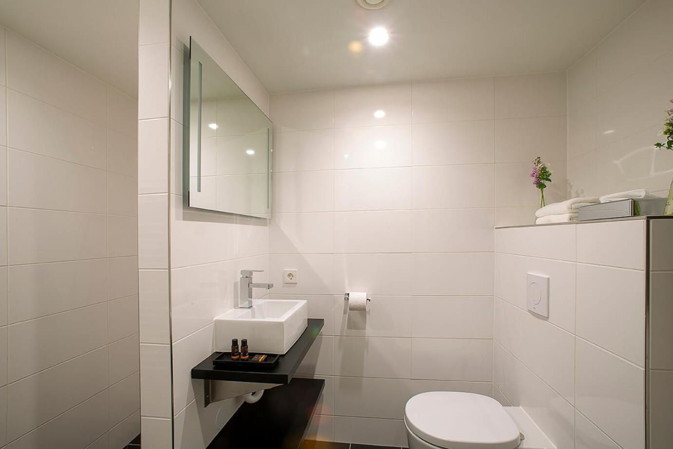 Large Double Room photo 1
