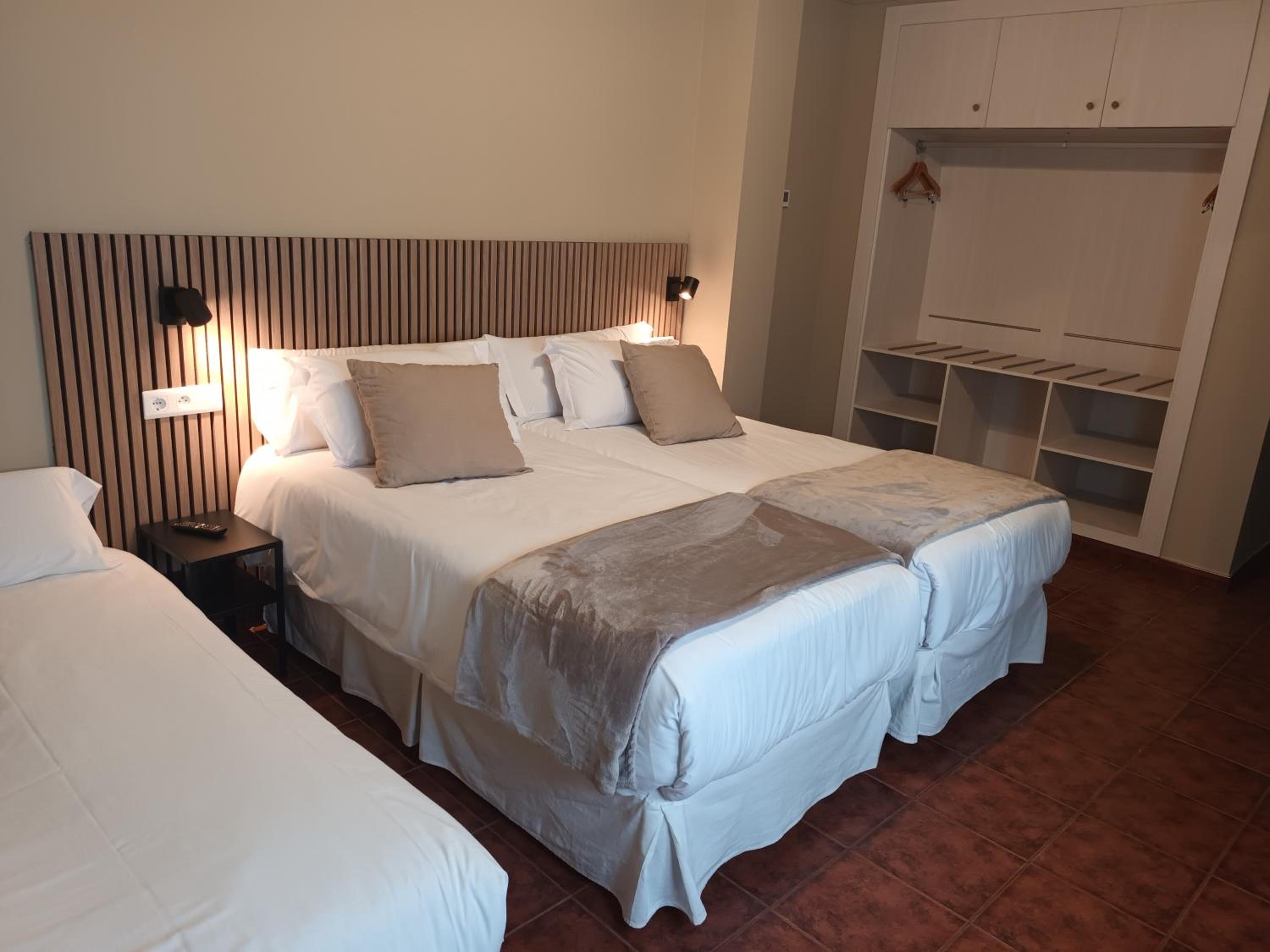 Triple Room - Photo 1