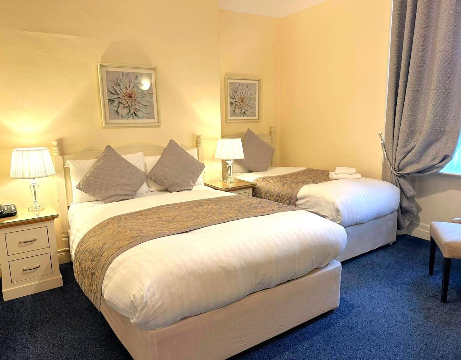 Double/Single Room photo 1
