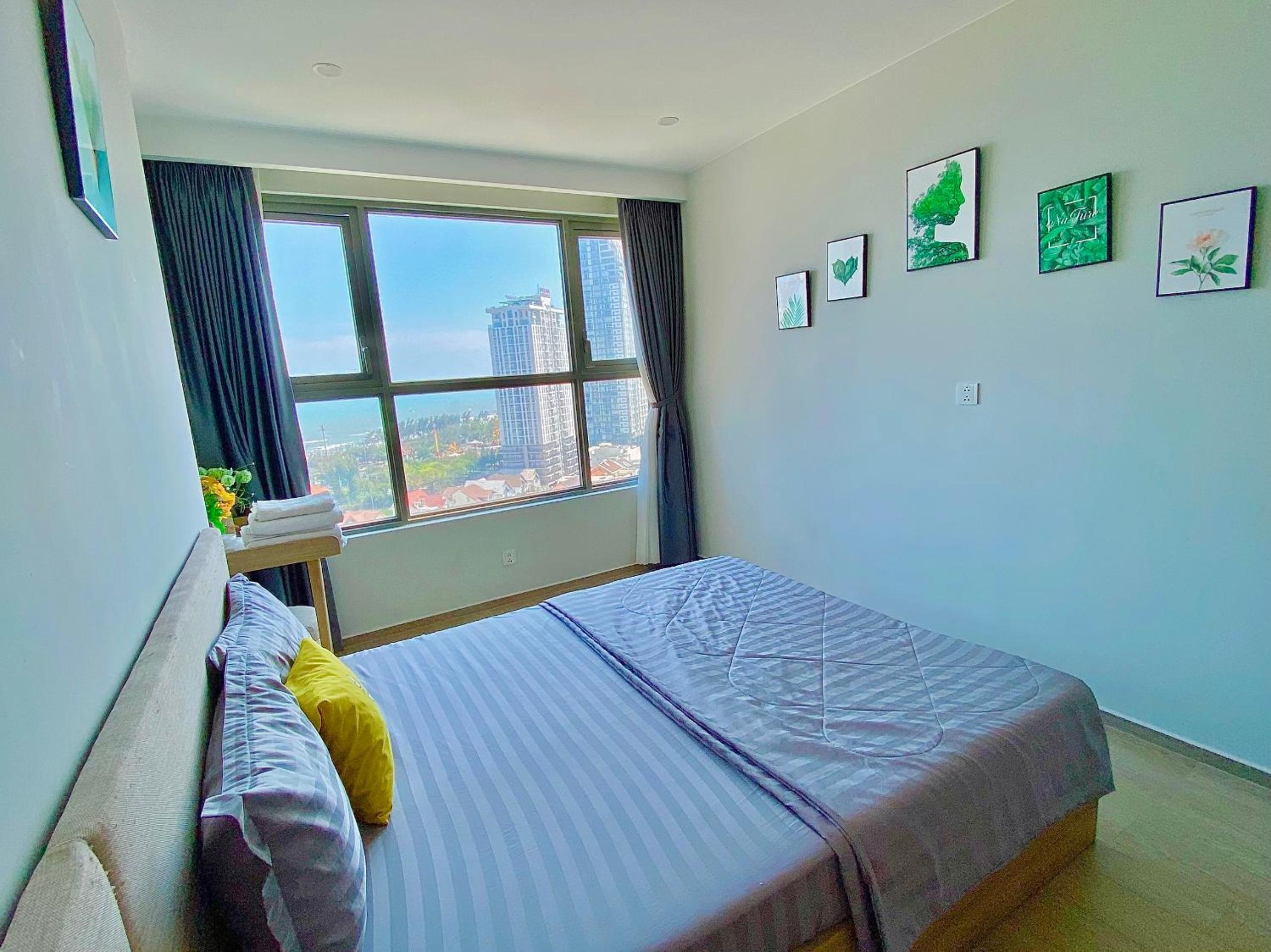 Three-Bedroom Apartment - Photo 18