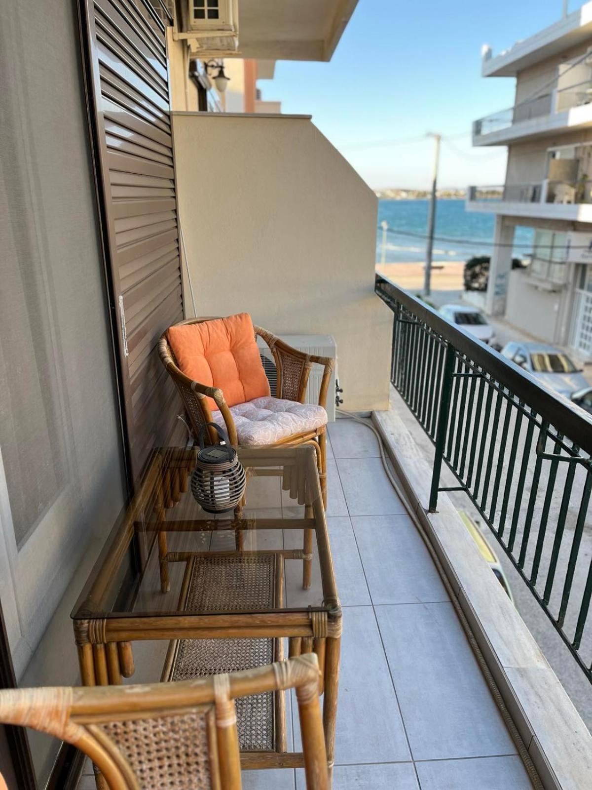 Sea View Apartment near Athens Airport - Photo 18