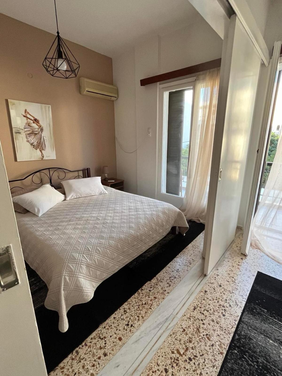Sea View Apartment near Athens Airport - Photo 21