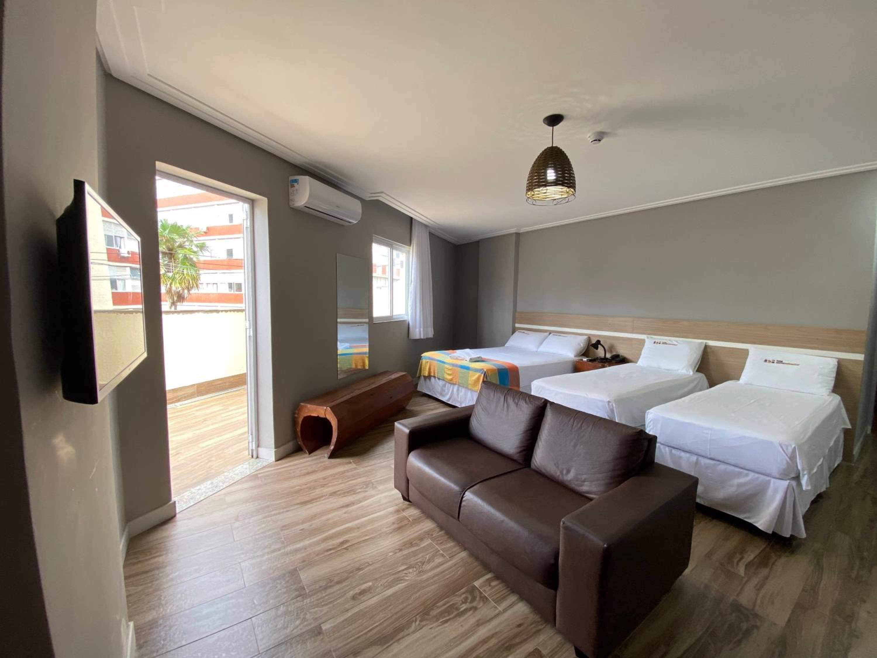 Superior Room with Balcony photo 1