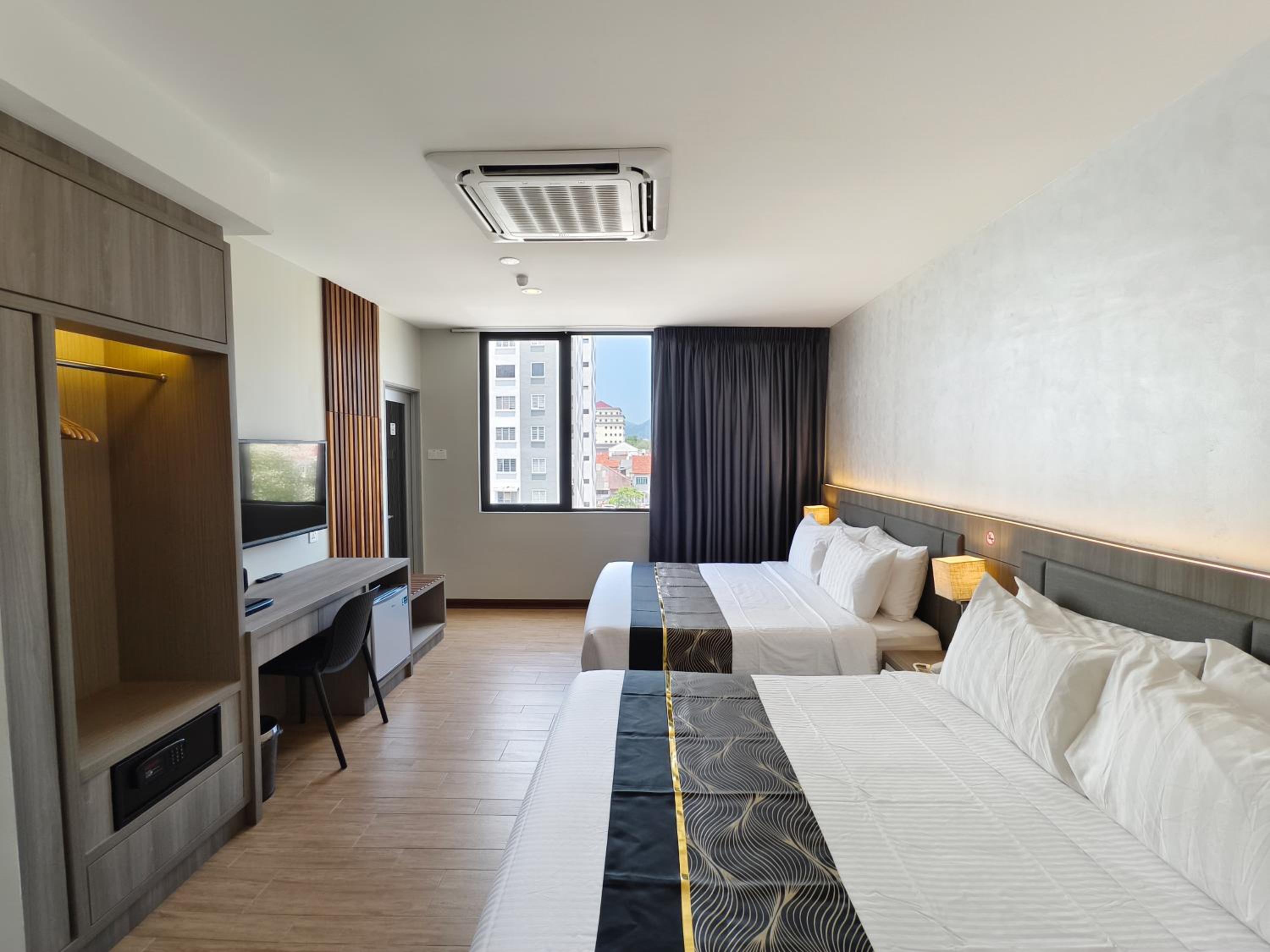 Family Suite - Photo 1