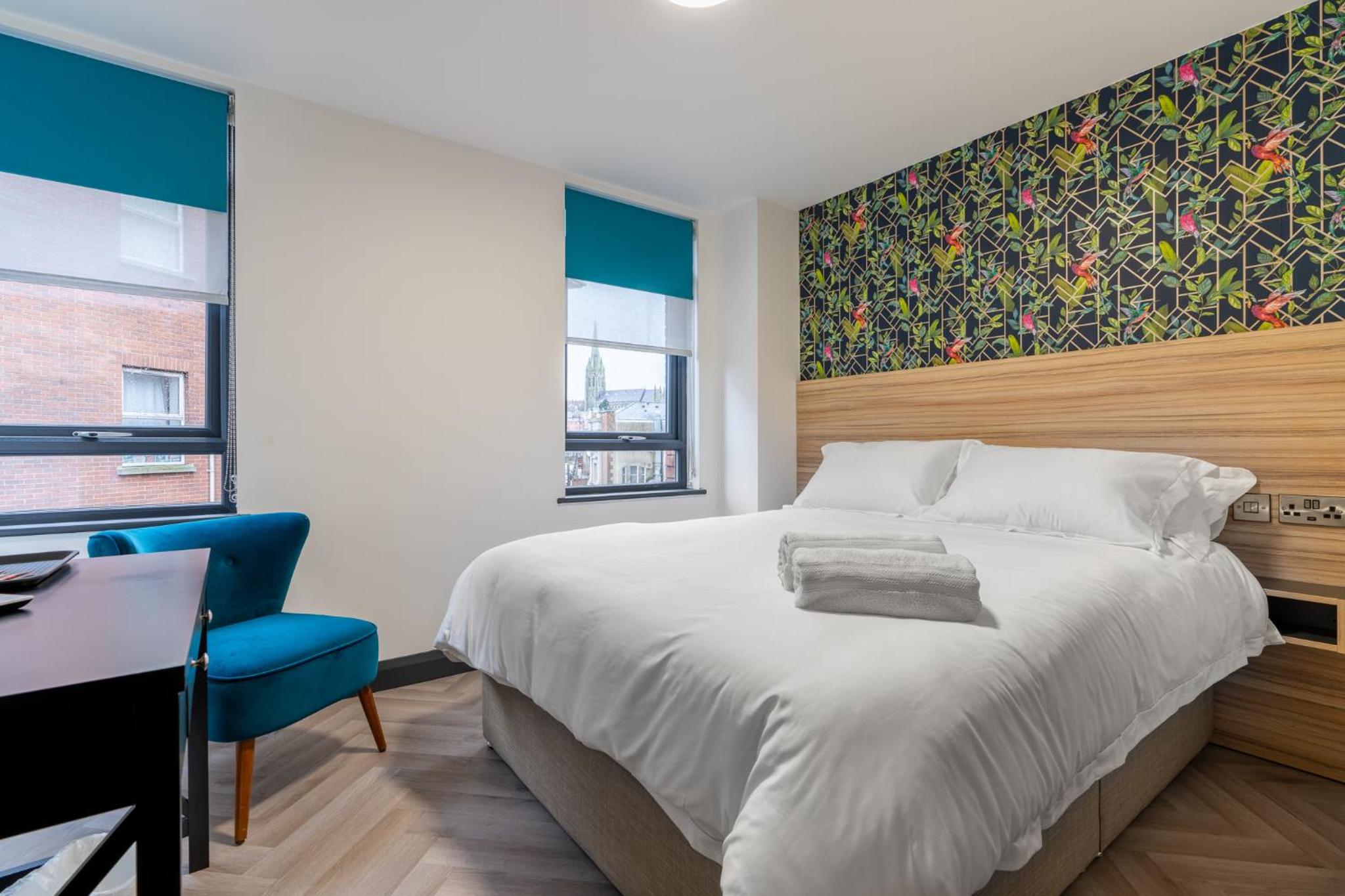 Standard King Room photo 1