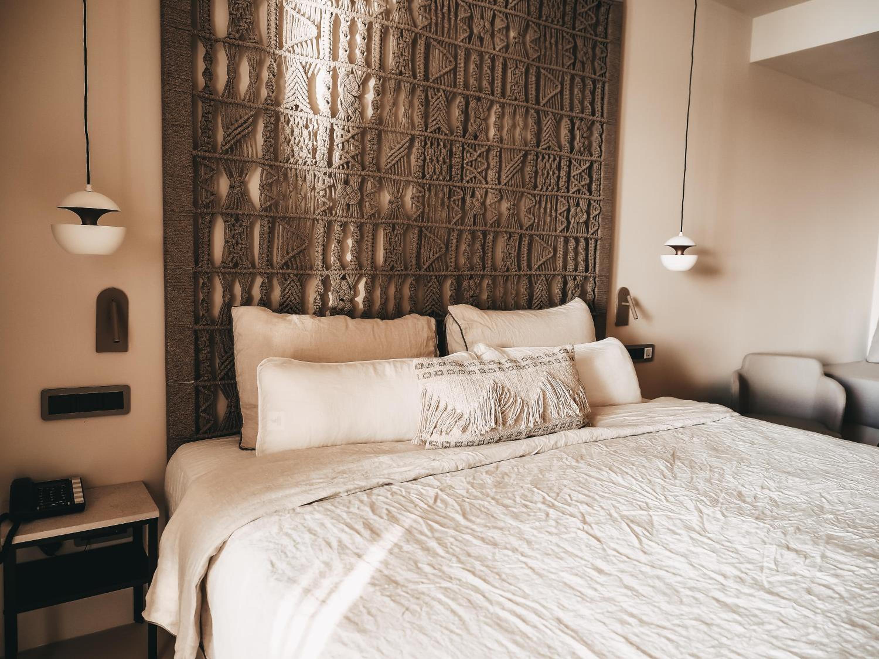 Deluxe Double Room with Balcony and Sea View