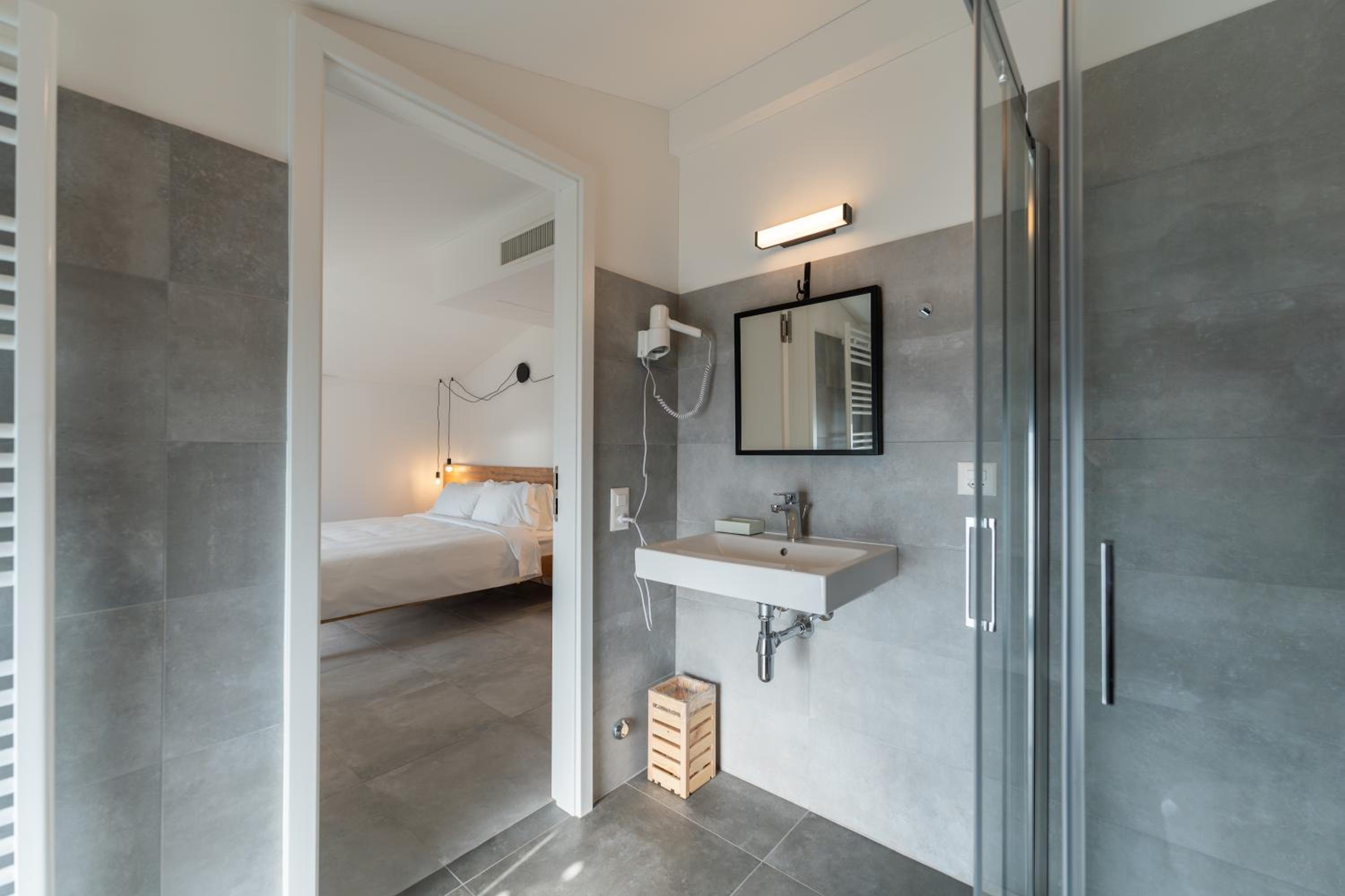 Double Room with Lake View photo 3