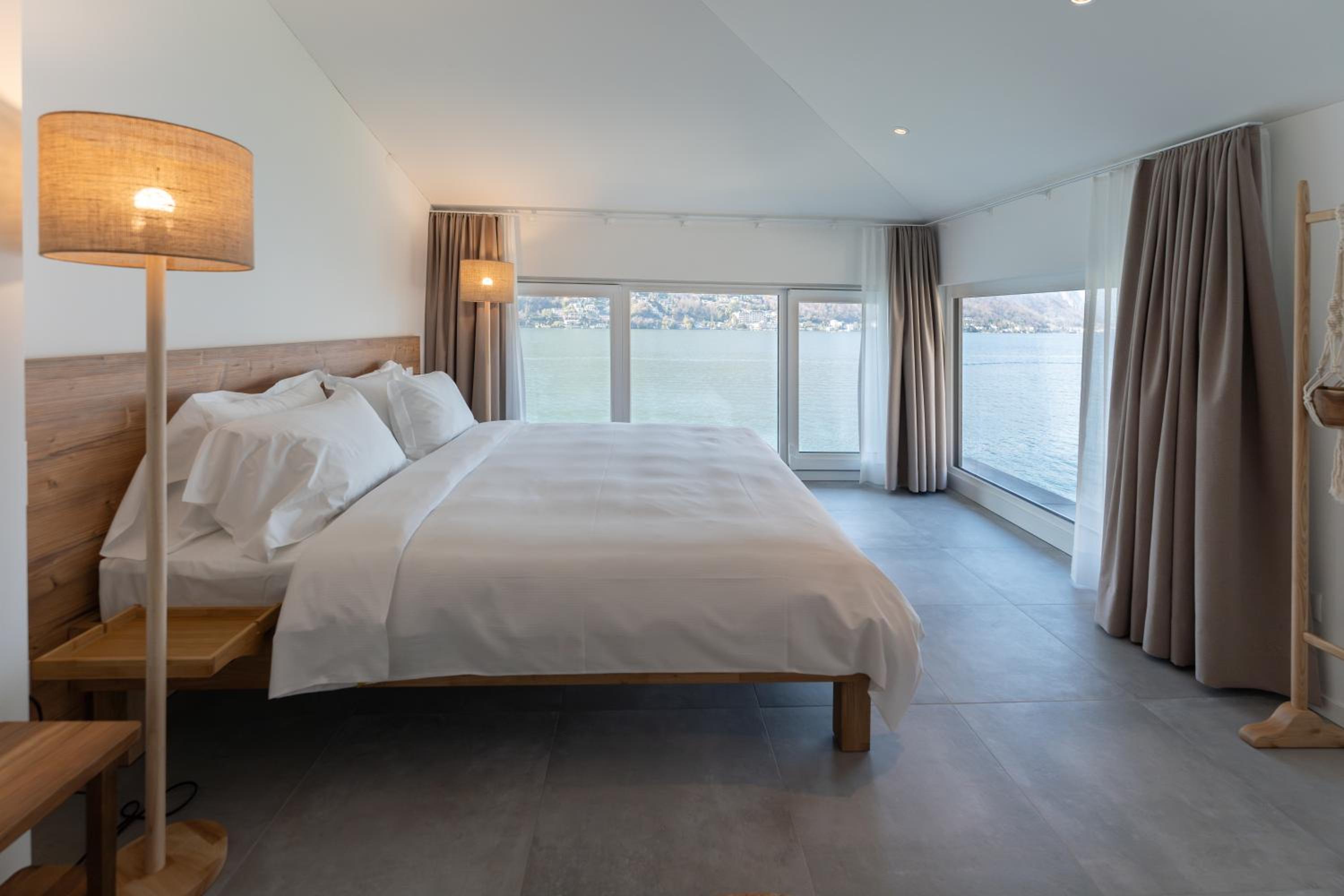 Double Room with Lake View