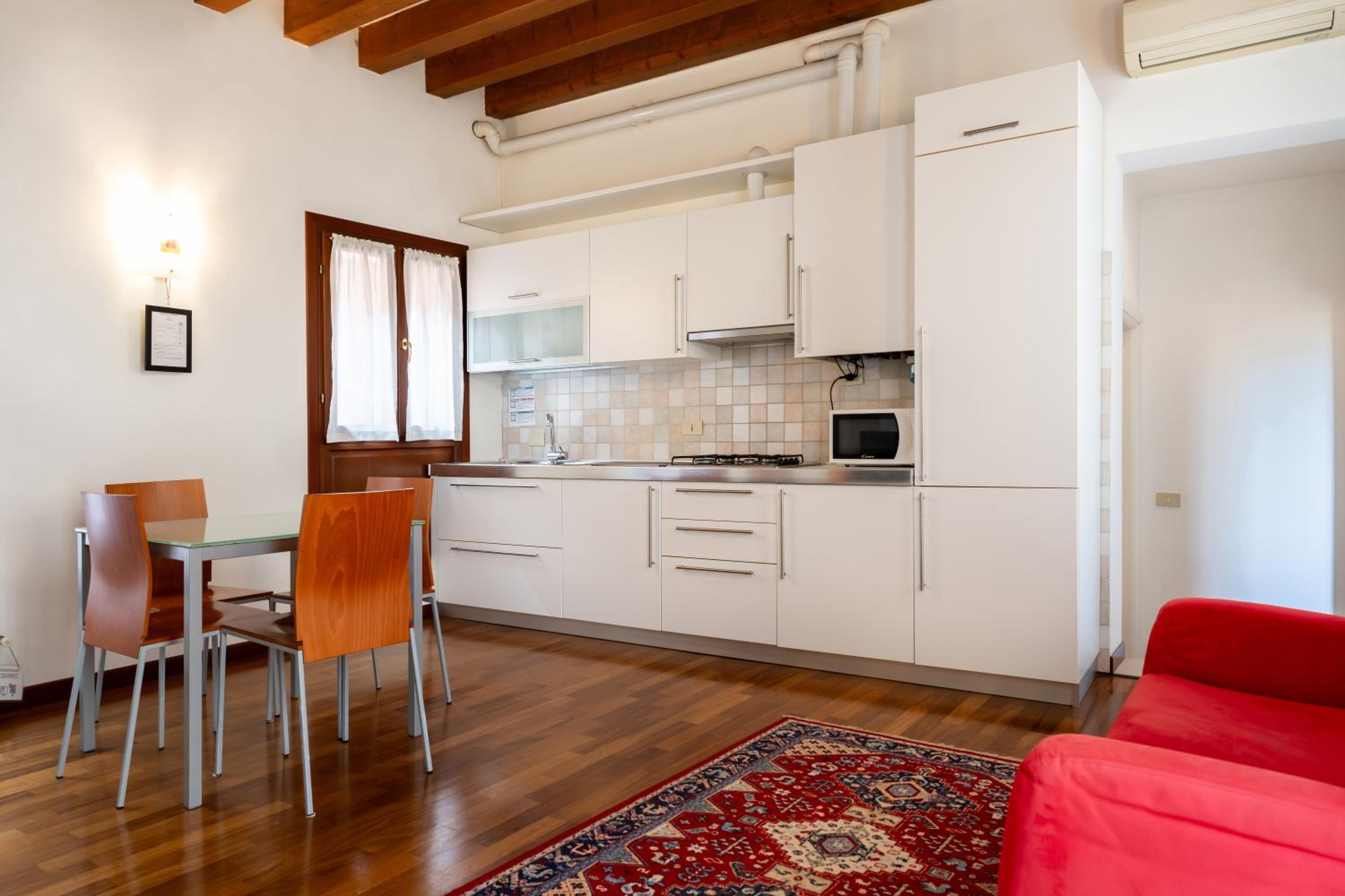 Apartment with Terrace photo 2