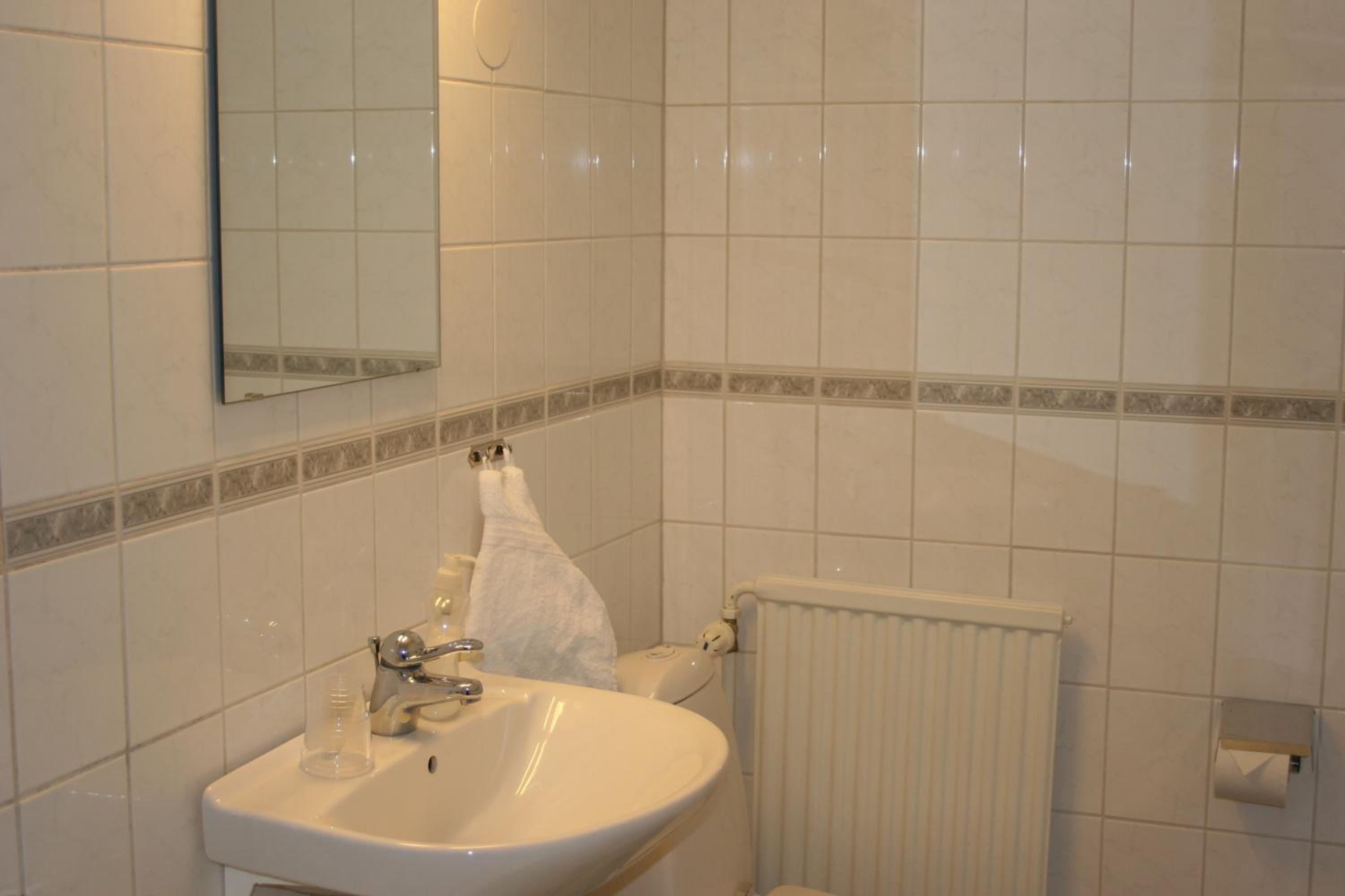 Standard Twin Room photo 2