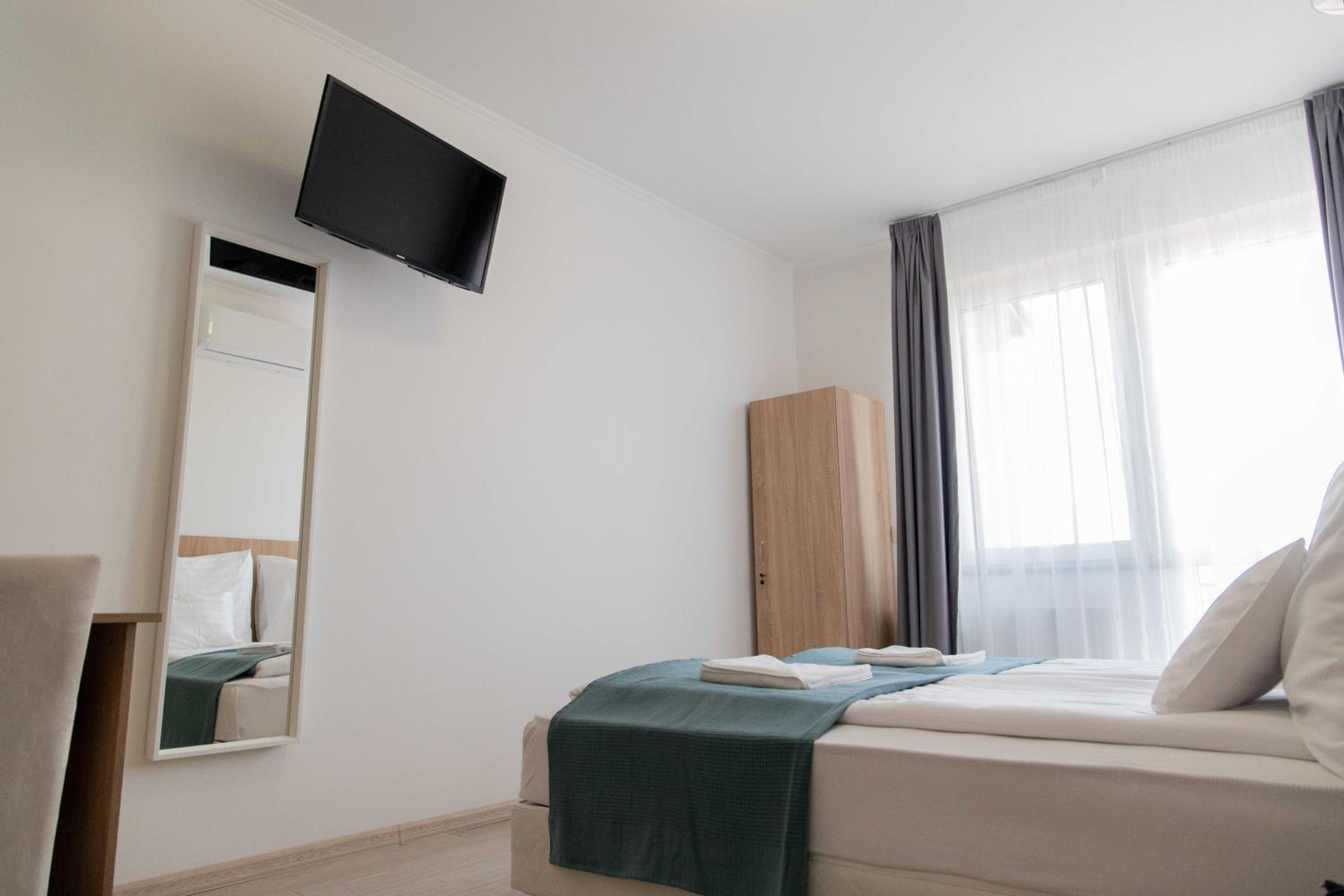 Twin Room with Garden View photo 1