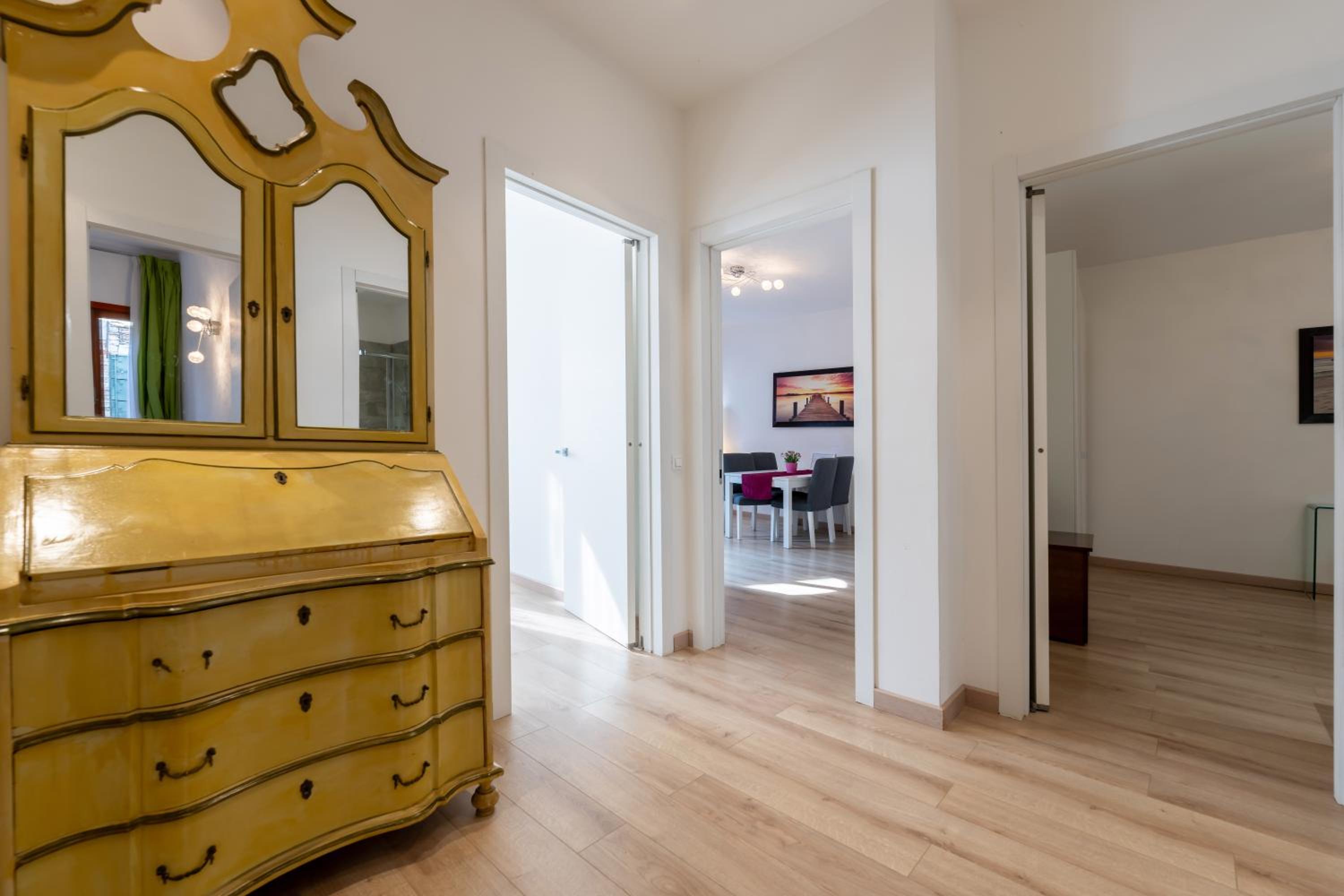 Three-Bedroom Apartment - Separate Building photo 2