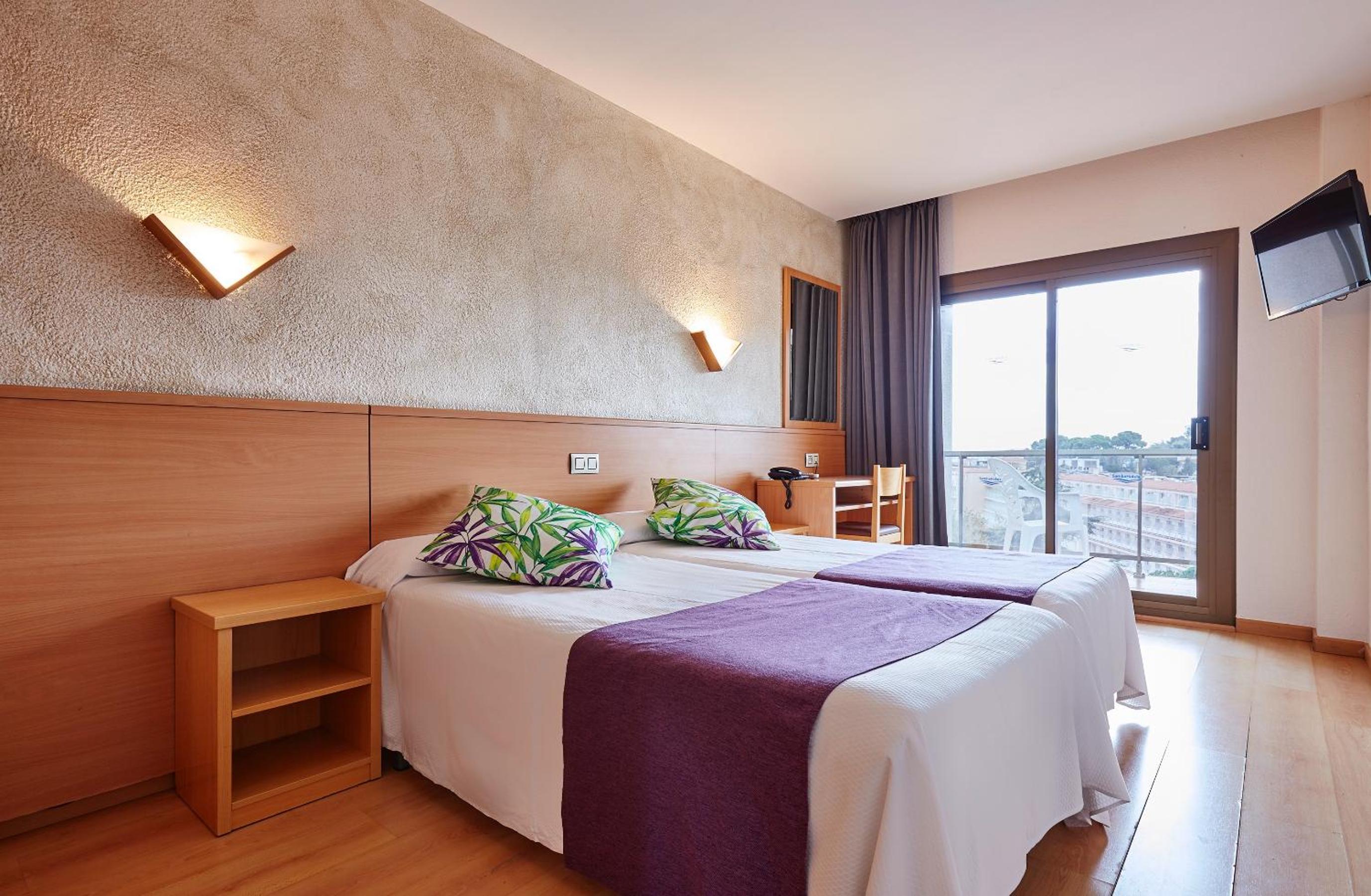 Habitación Doble o con Dos Camas
