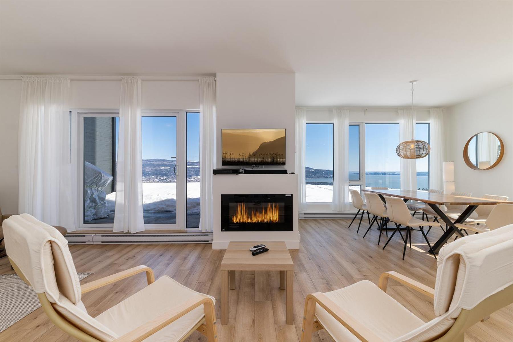 Apartment with Terrace - 101