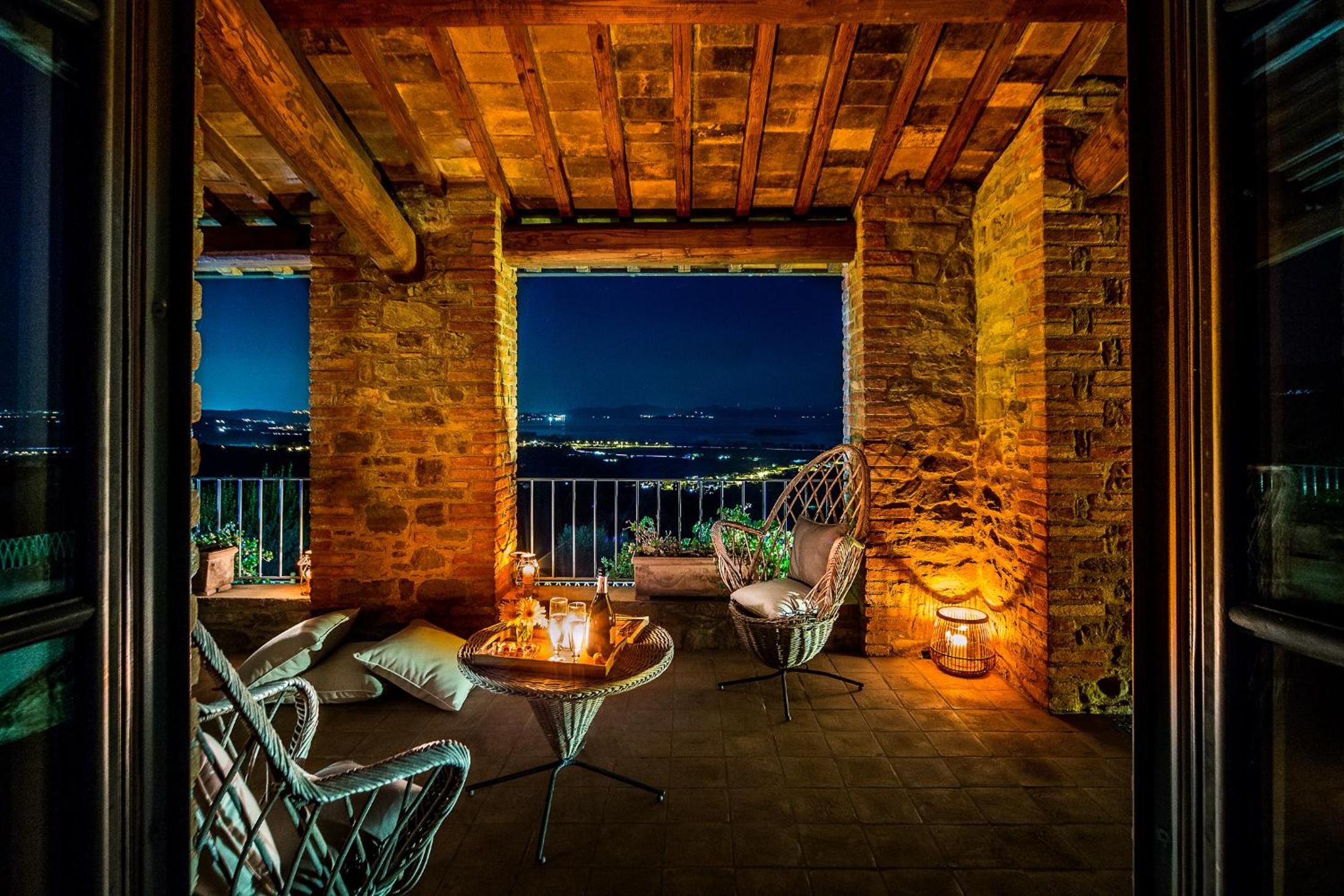 Villa photo 2