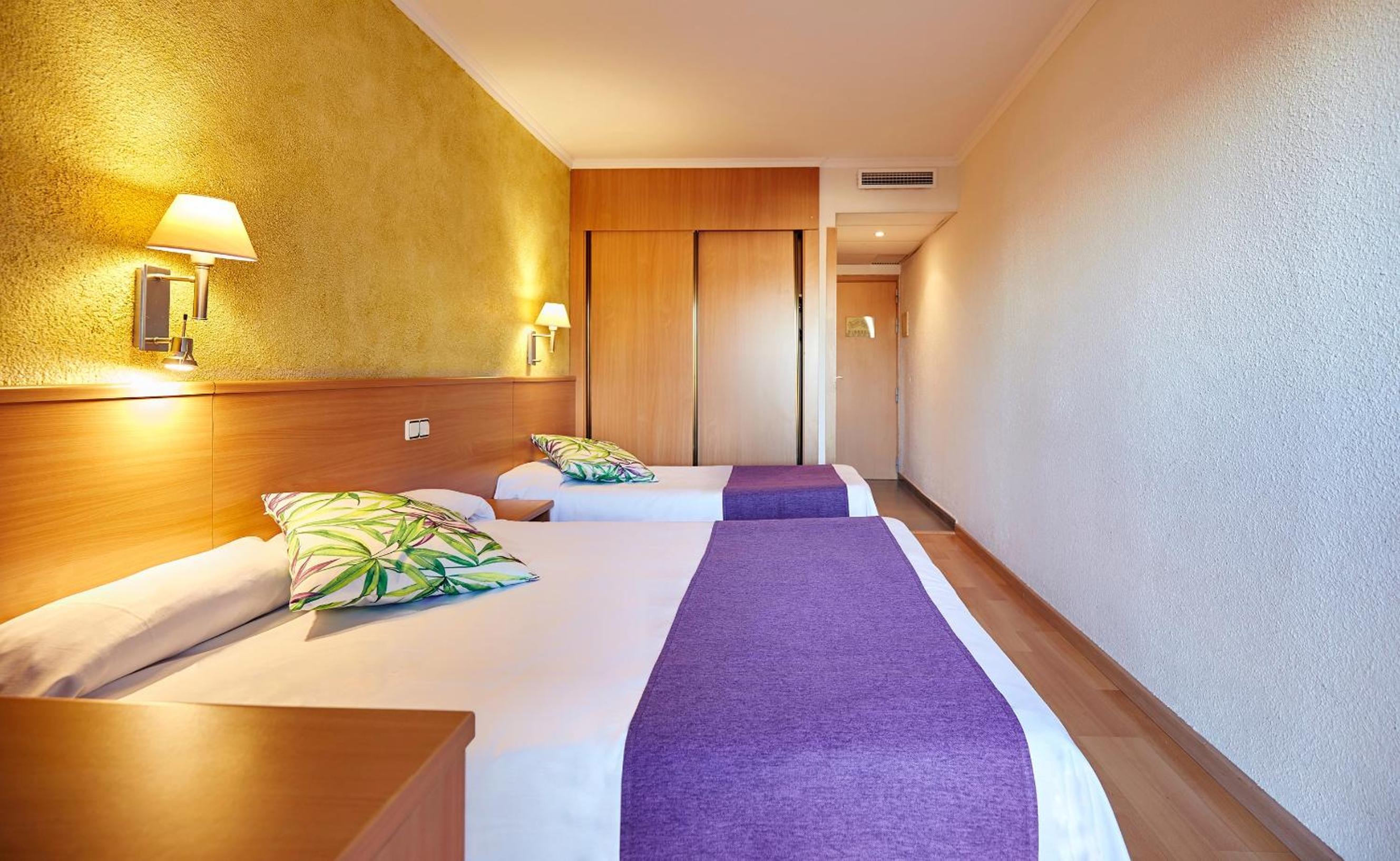 Habitación Doble o con Dos Camas con Cama Extra (3 Adultos)