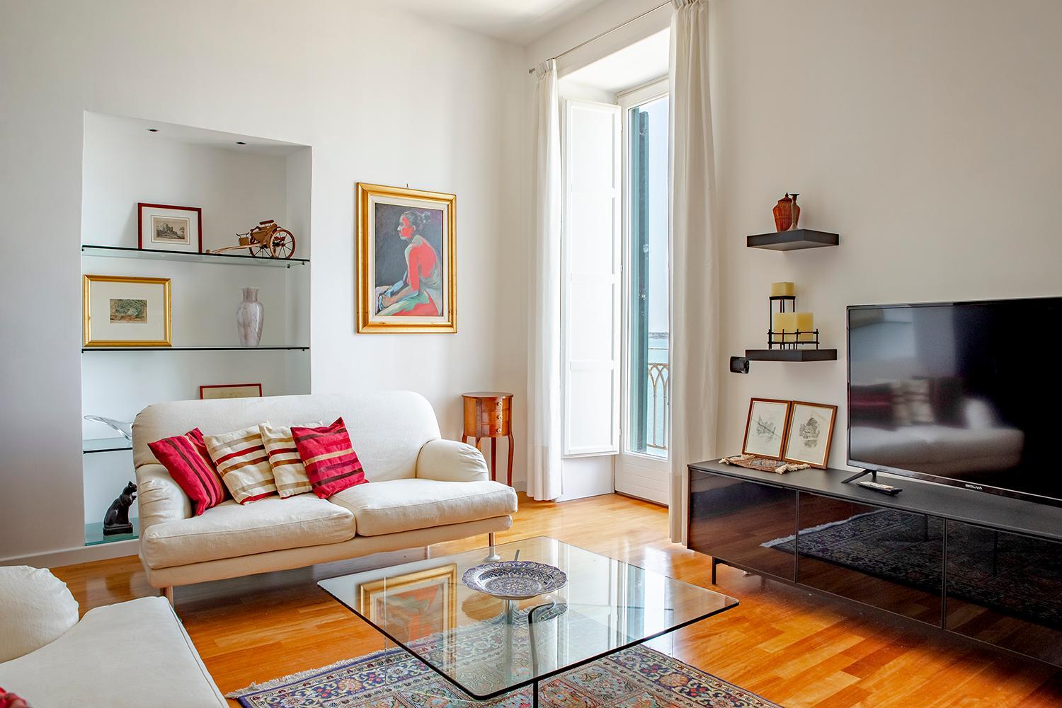 Apartment with Balcony