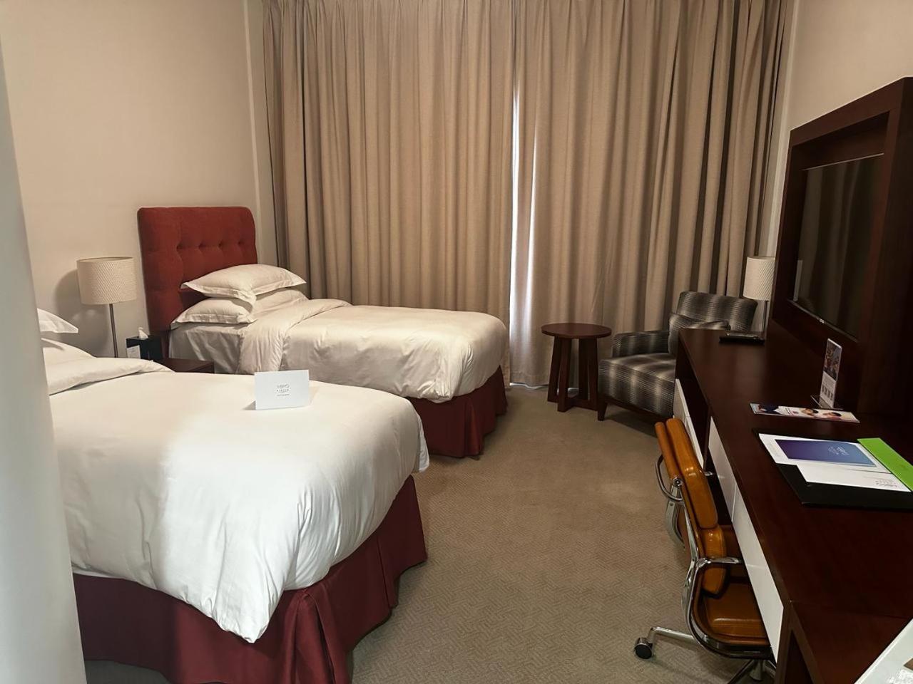 Guest Room Twin Beds
