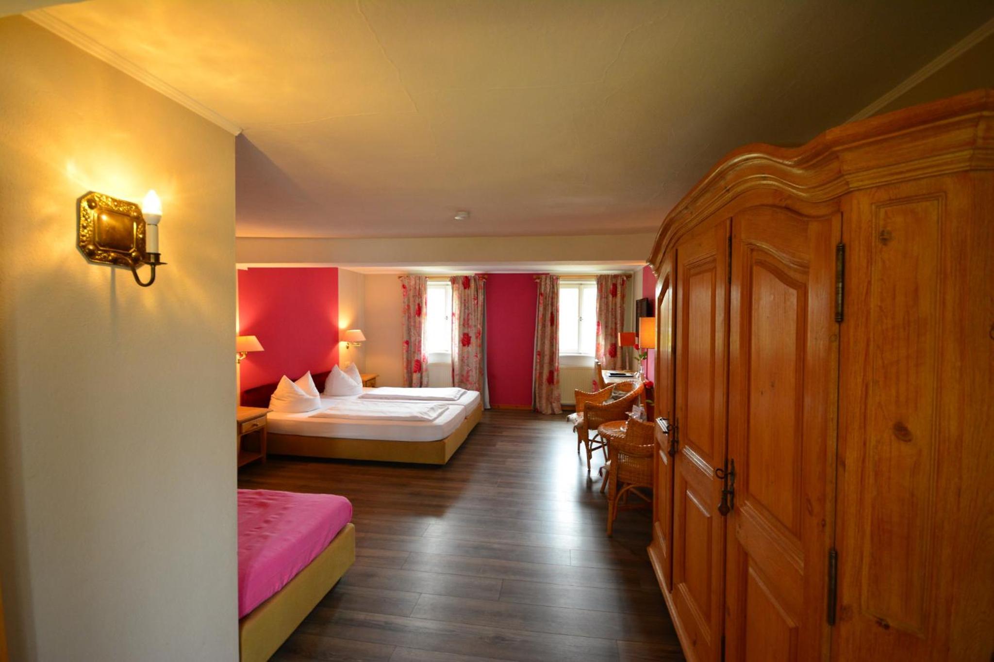 Superior Room - Photo 8