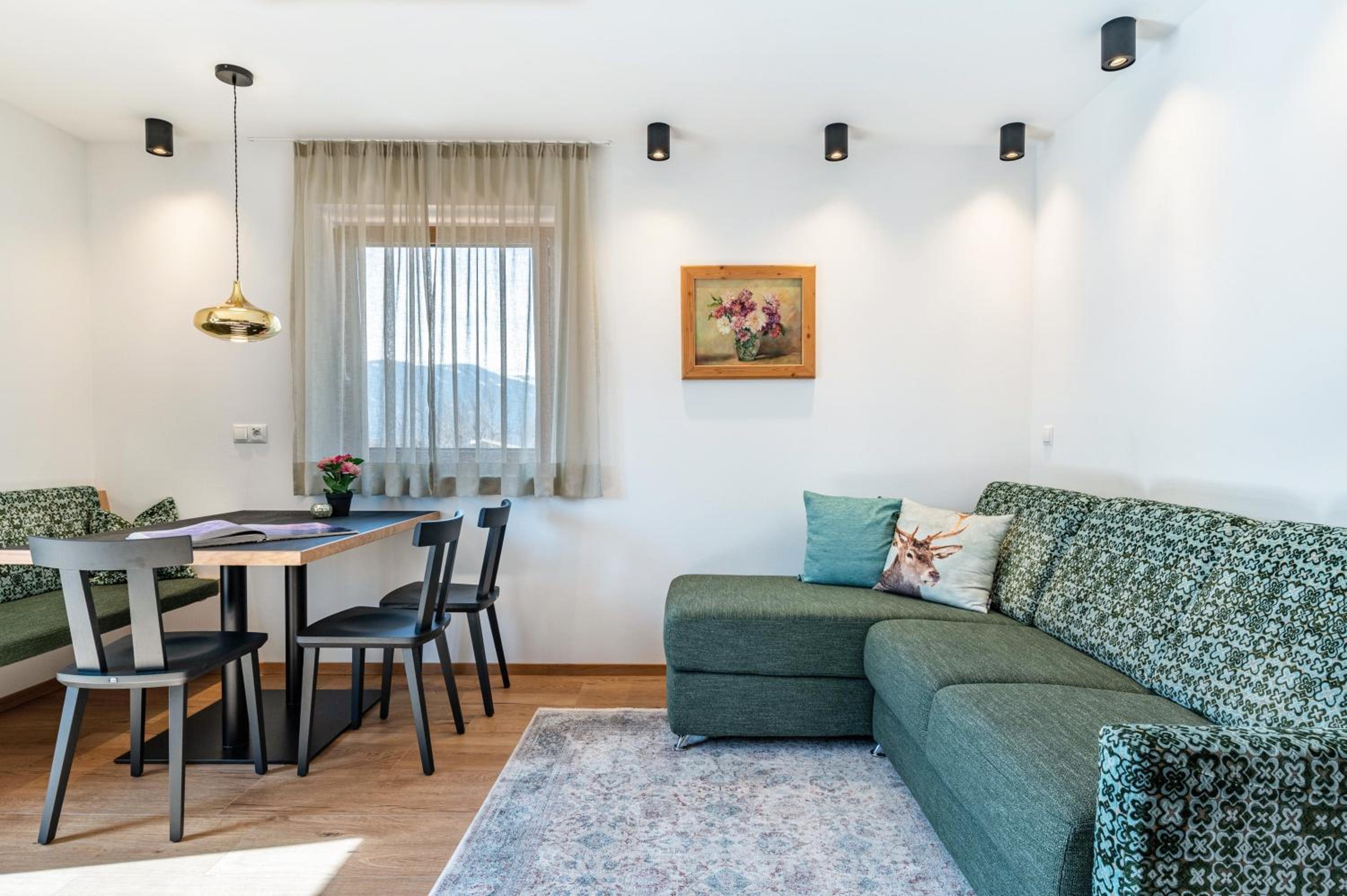 Superior One-Bedroom Apartment photo 1