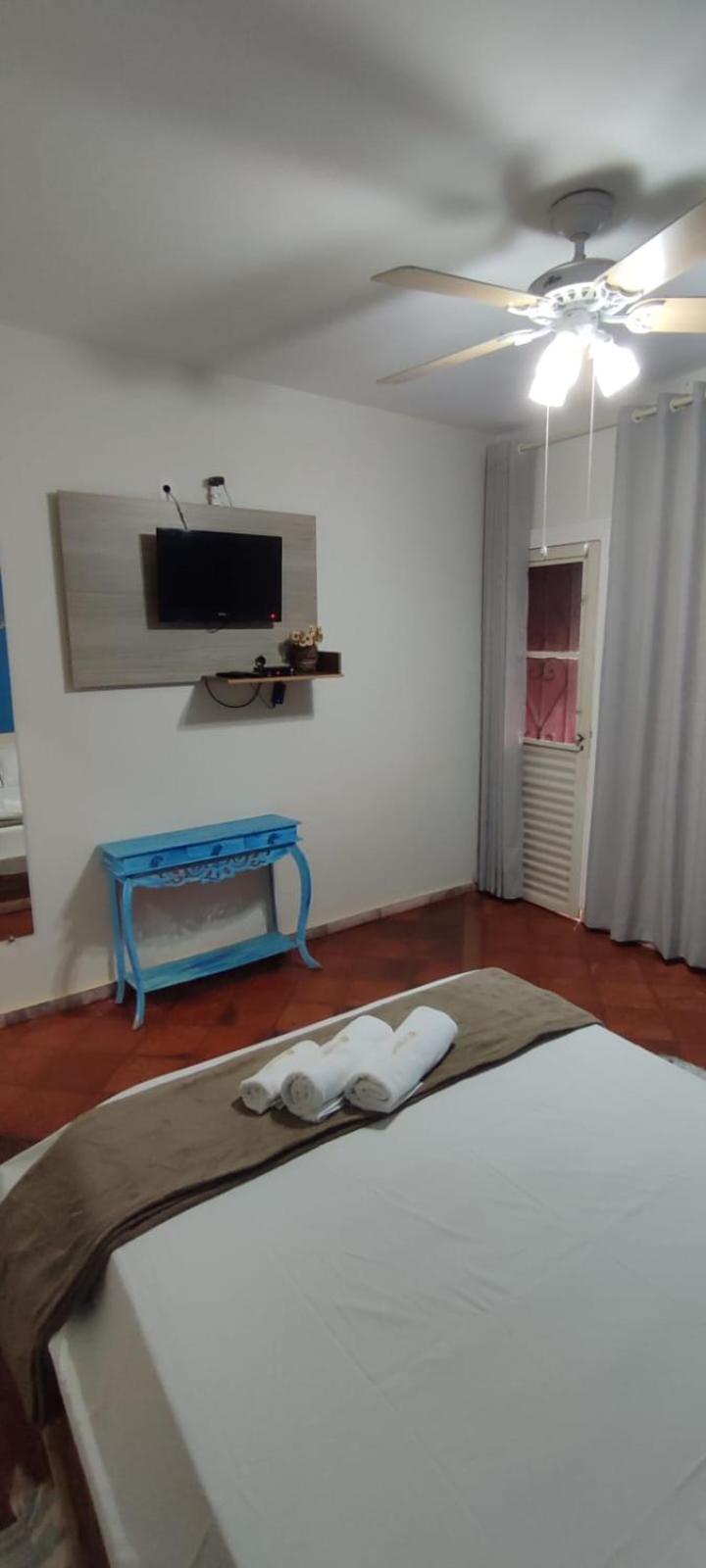 Suite with Balcony - Photo 6