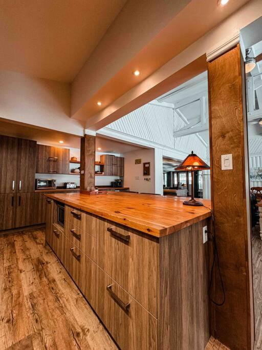 Four-Bedroom House photo 3