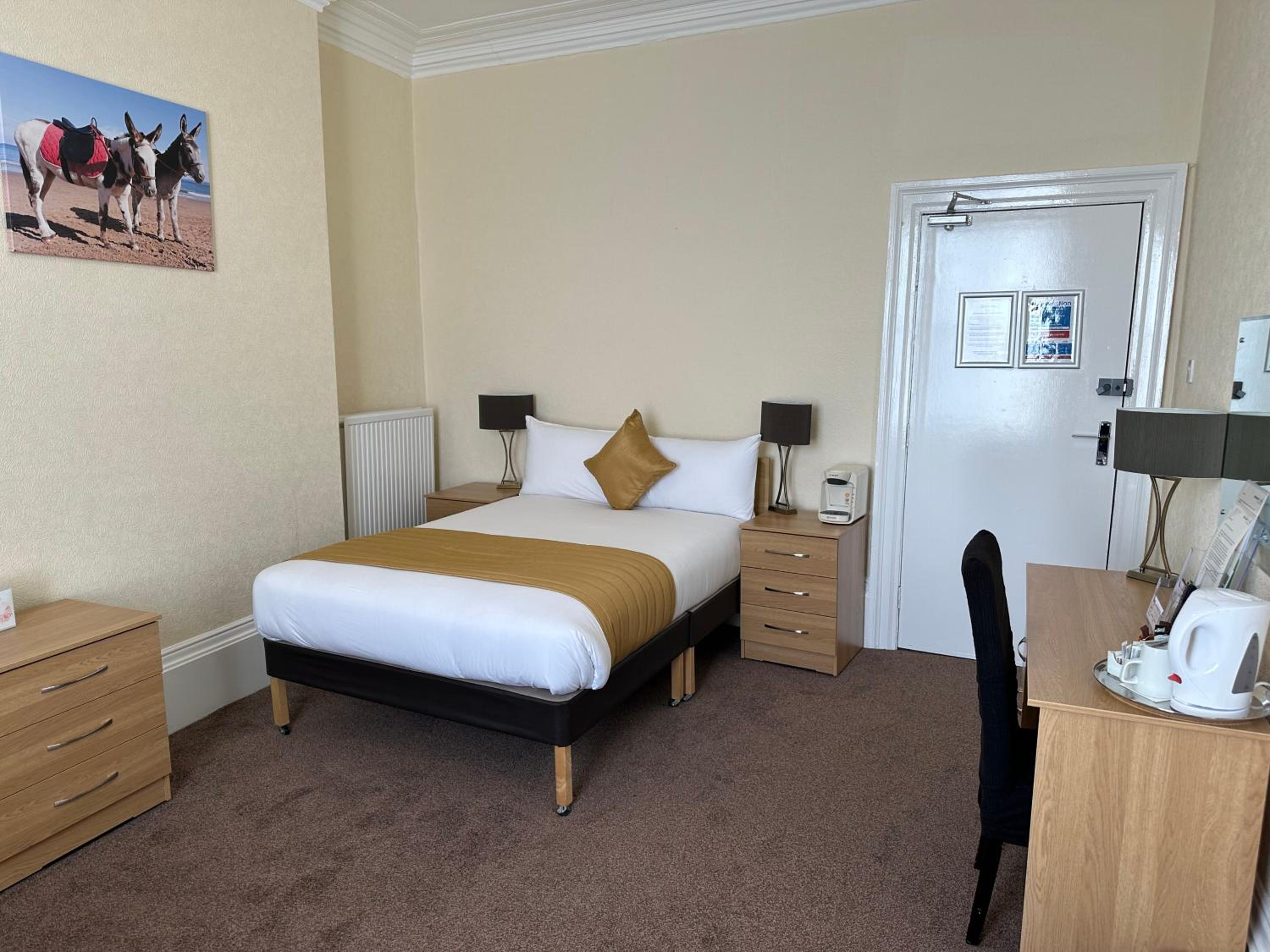 Double Room - Photo 1