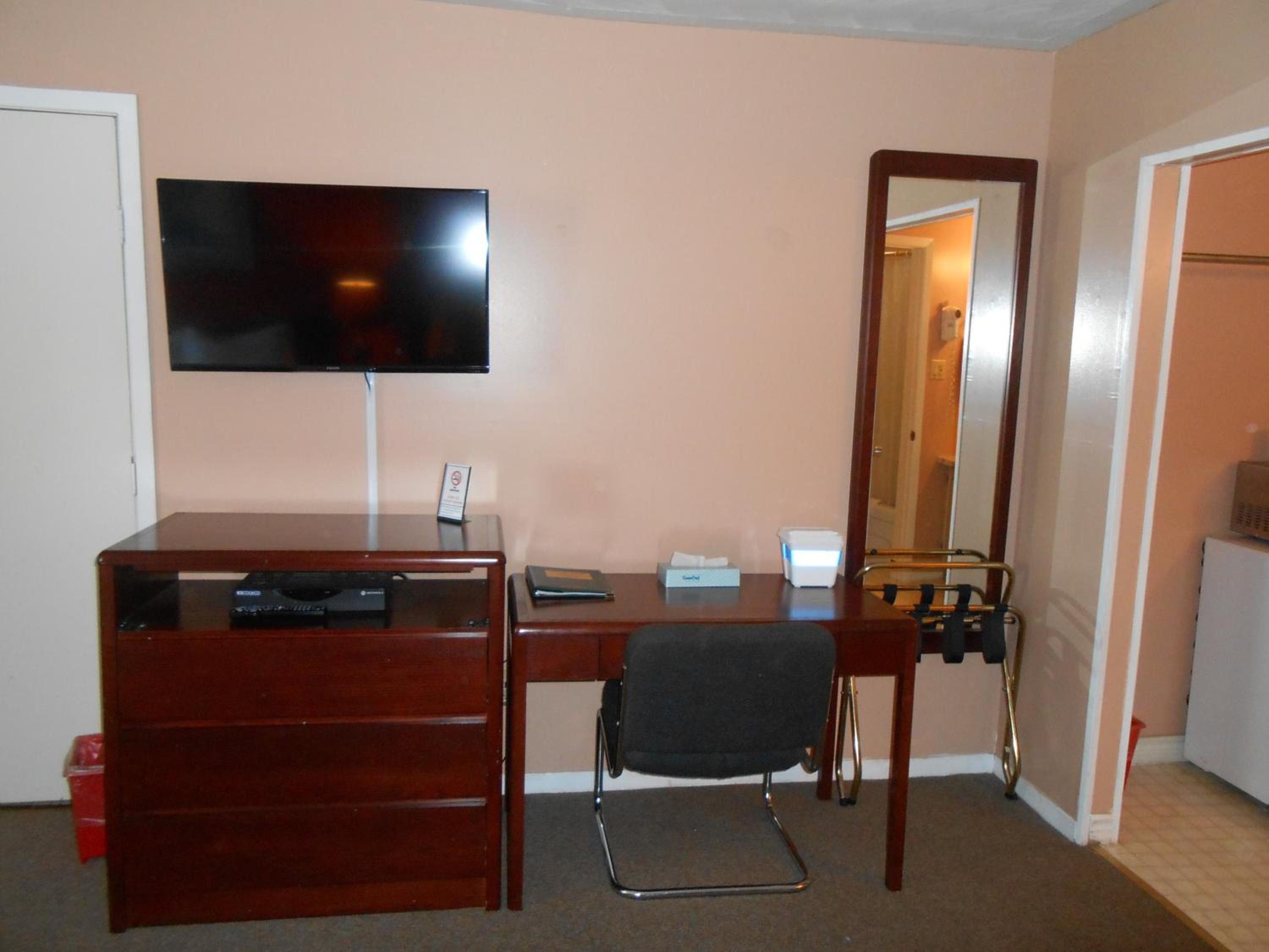 Double Room with Two Double Beds - Second Floor photo 3