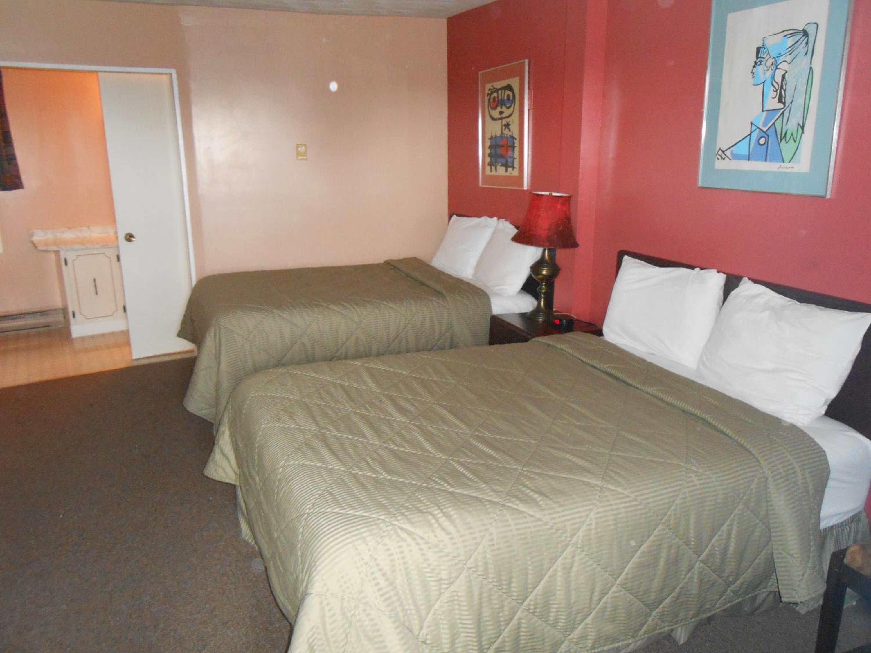 Double Room with Two Double Beds - Second Floor photo 2