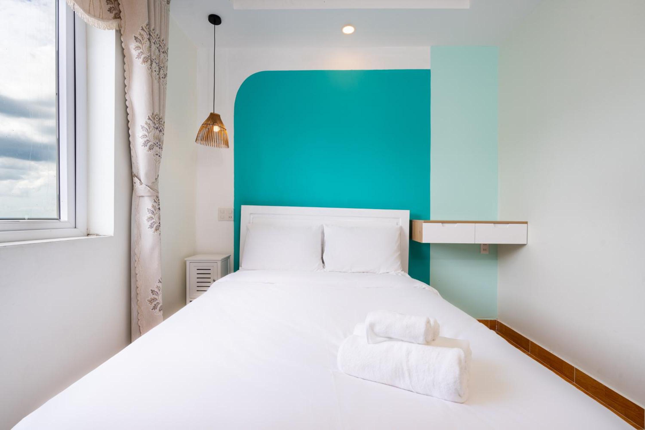 Deluxe Double Room With Sea View - Photo 21