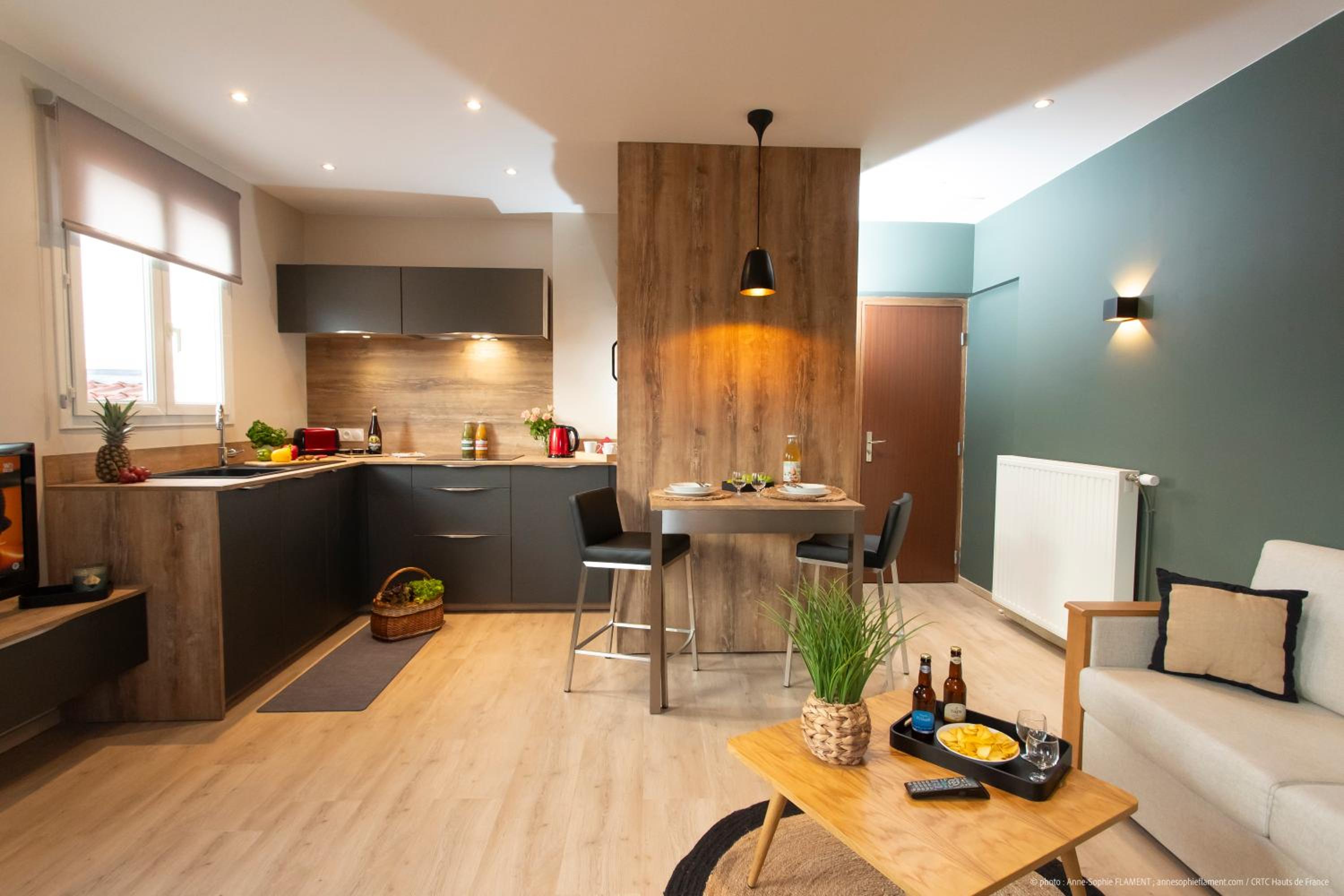 Apartment - Split Level - Photo 8
