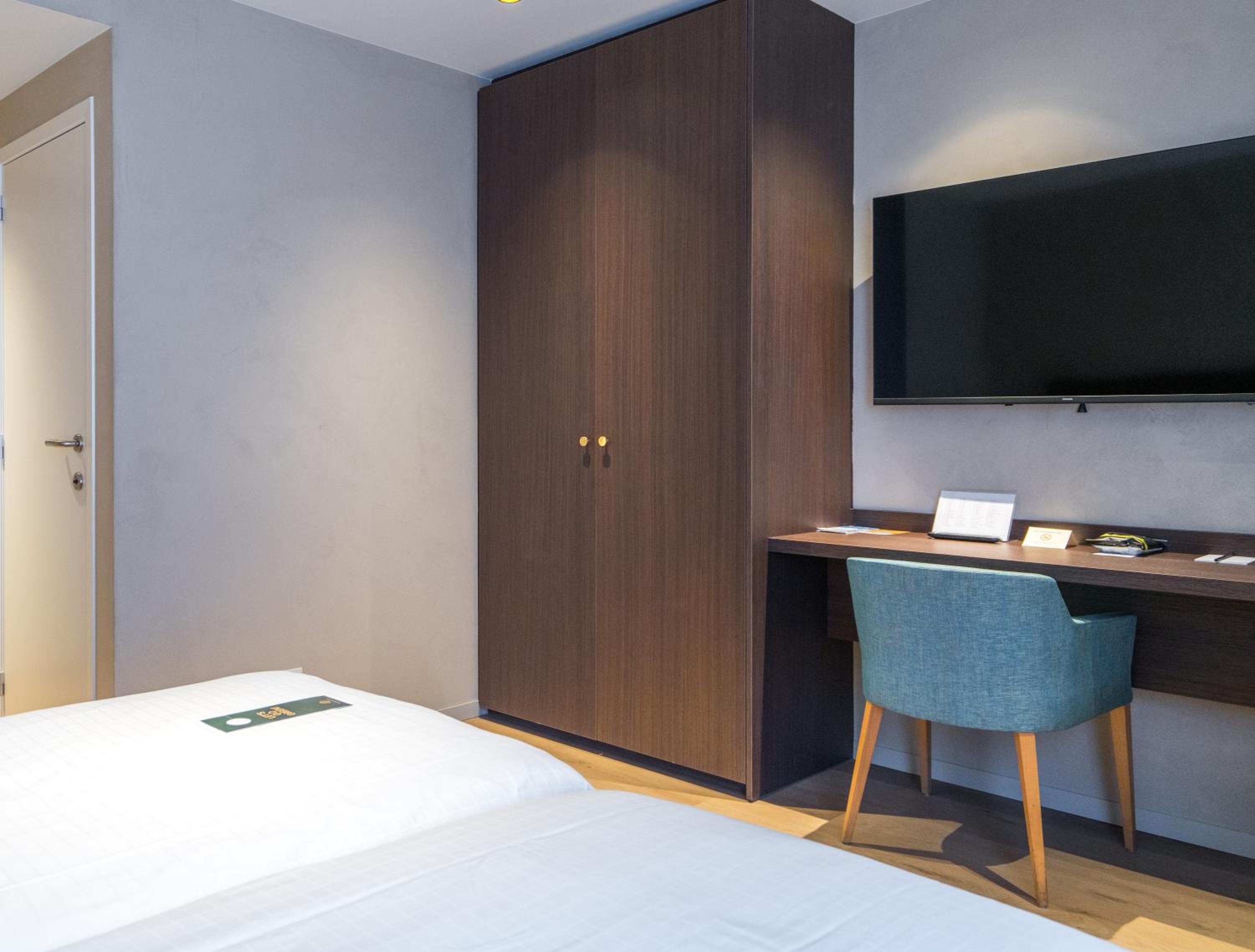 Standard Double Room - Photo 3