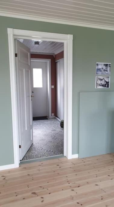 Four-Bedroom House photo 3