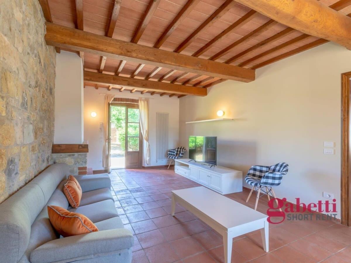 Villa photo 1