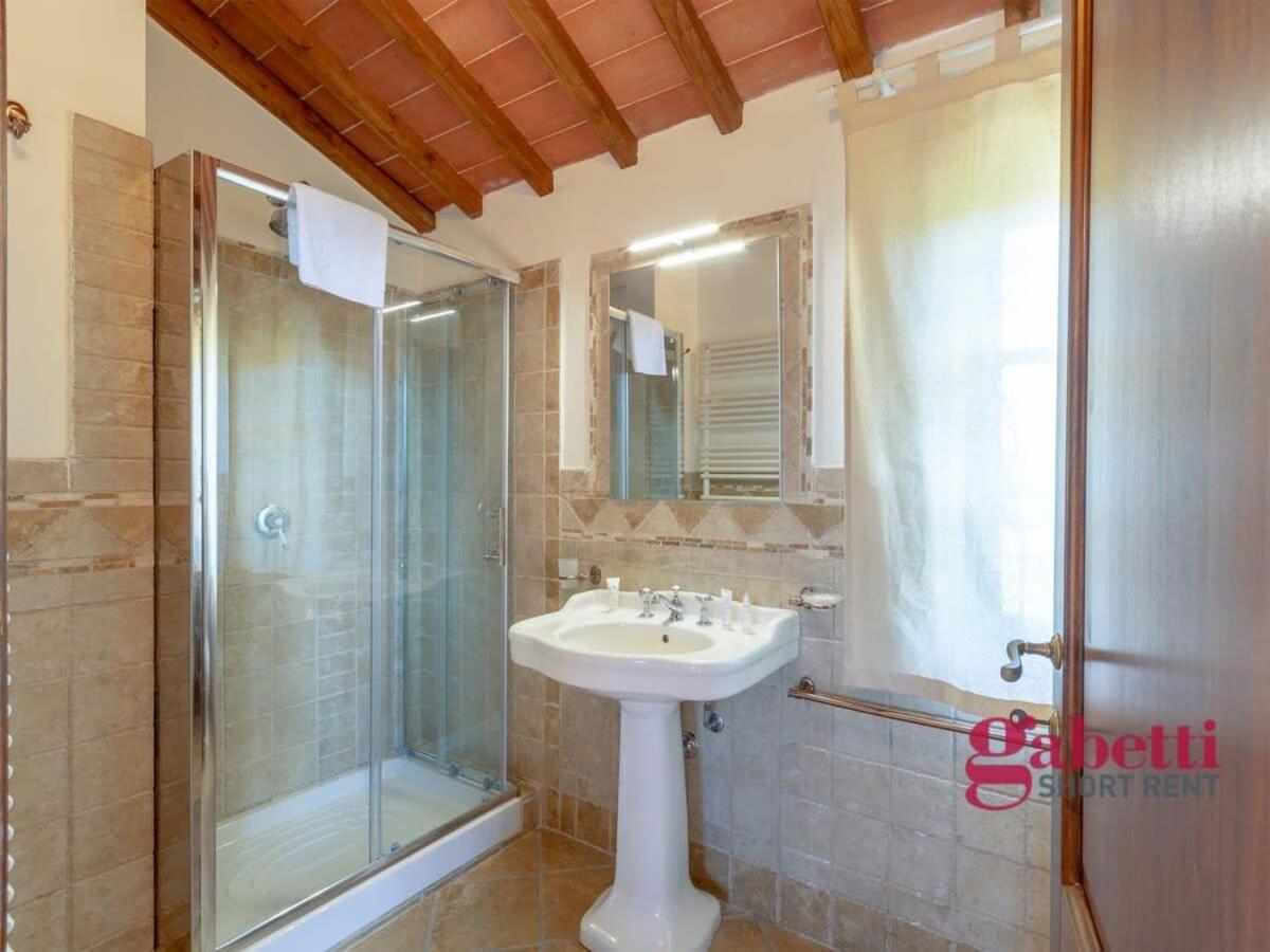 Villa photo 3