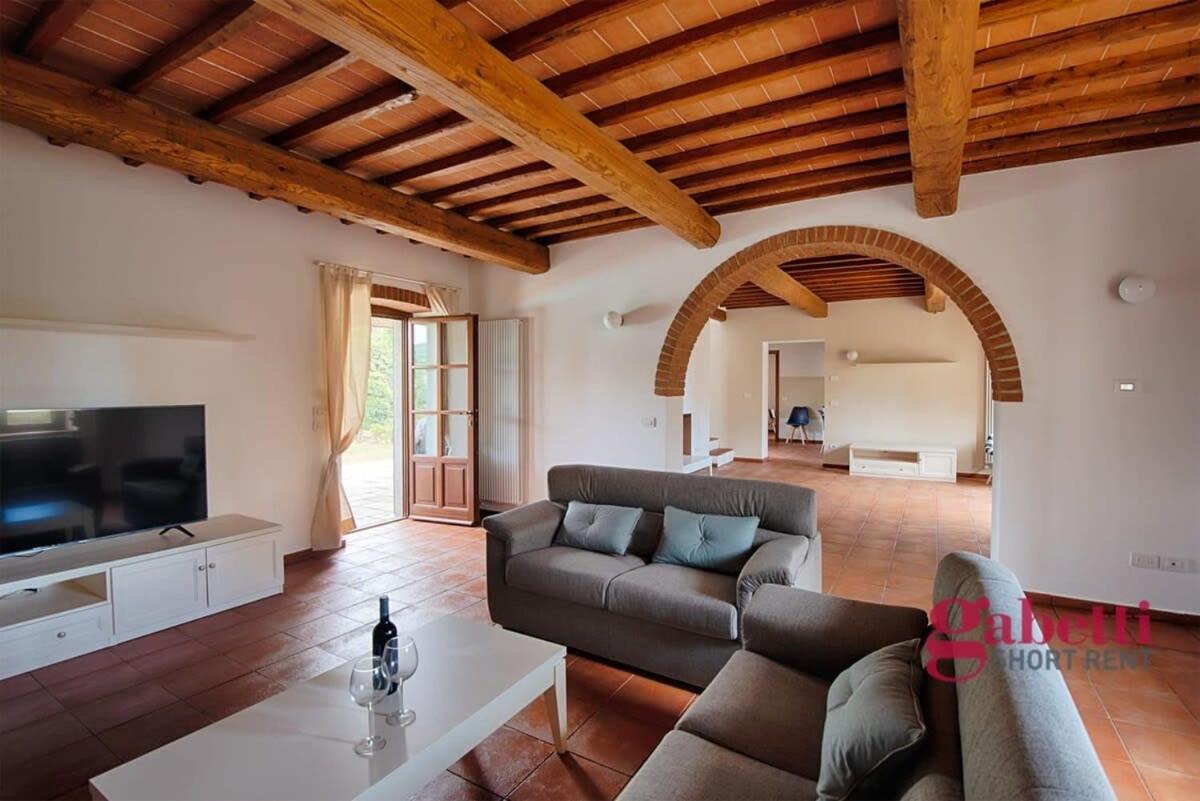 Villa photo 3