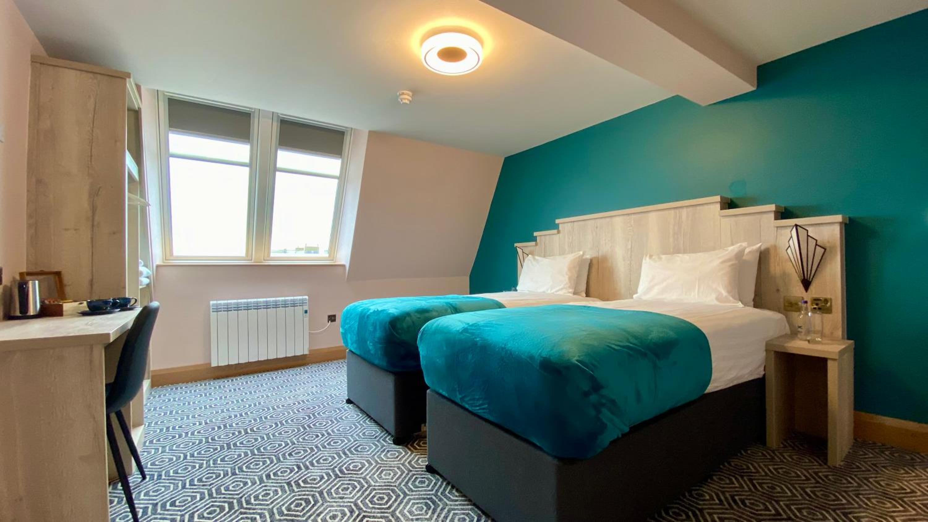 Classic Twin Room