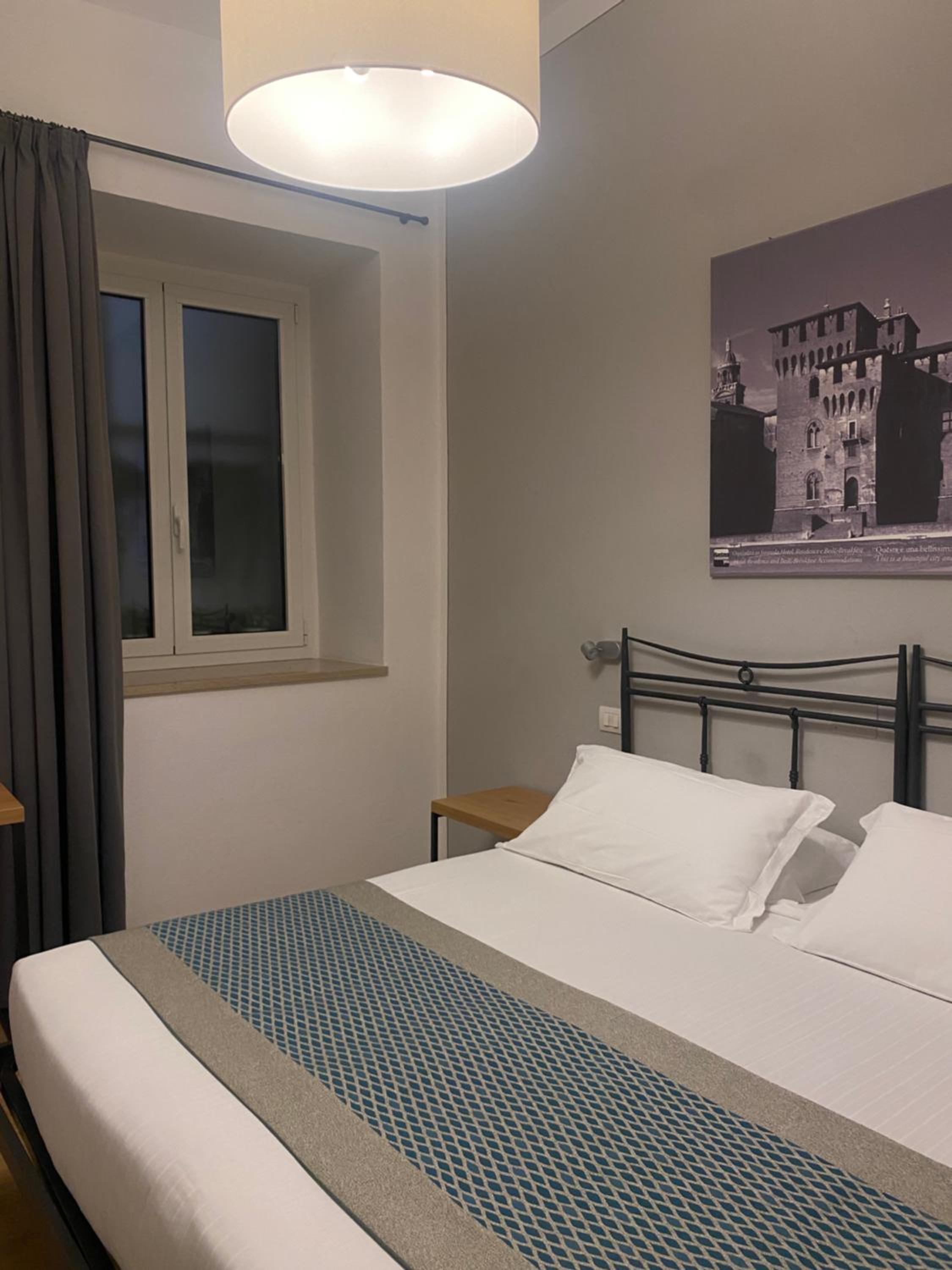 Economy Double or Twin Room photo 3