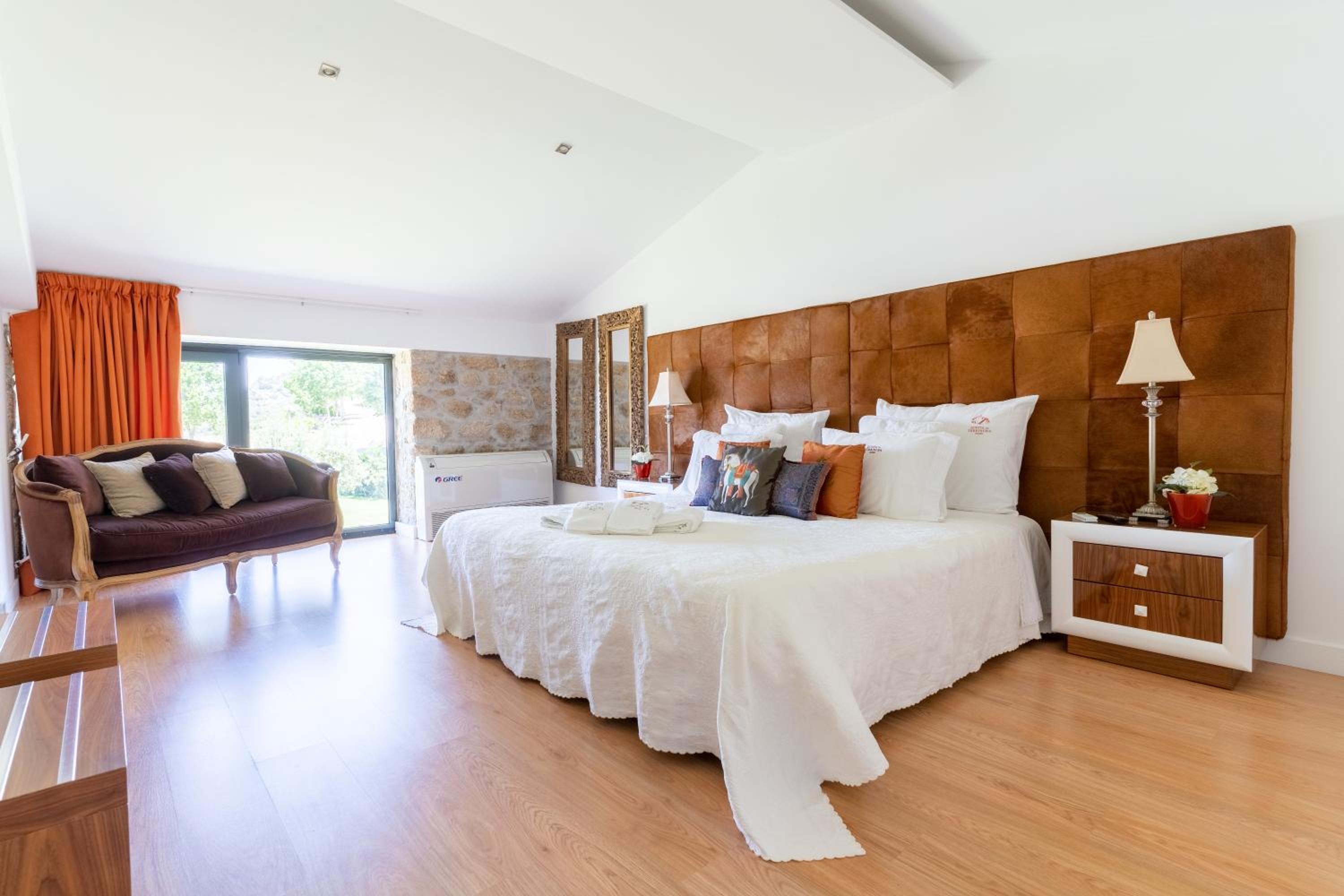 Three-Bedroom Villa photo 2