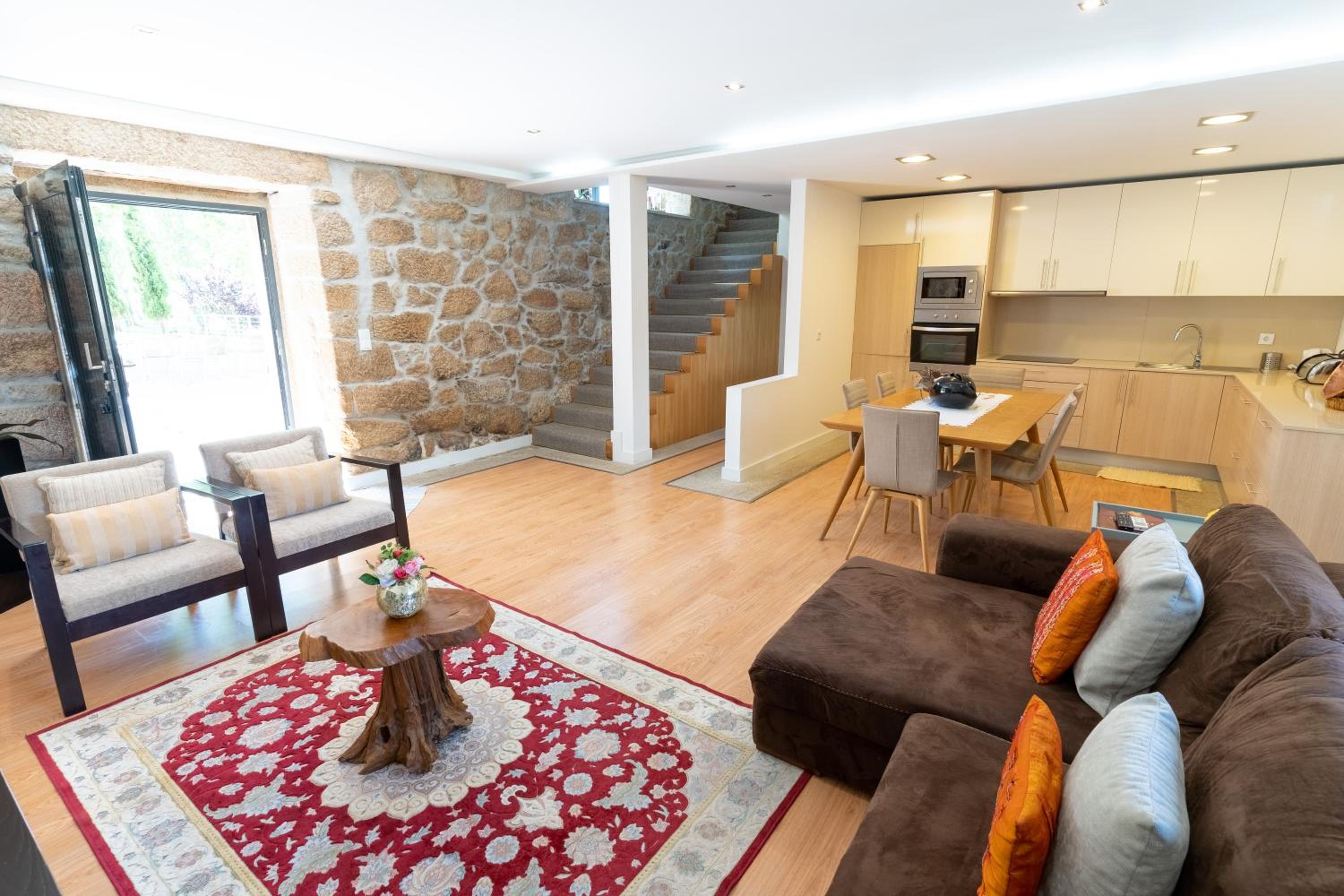 Three-Bedroom Villa photo 1