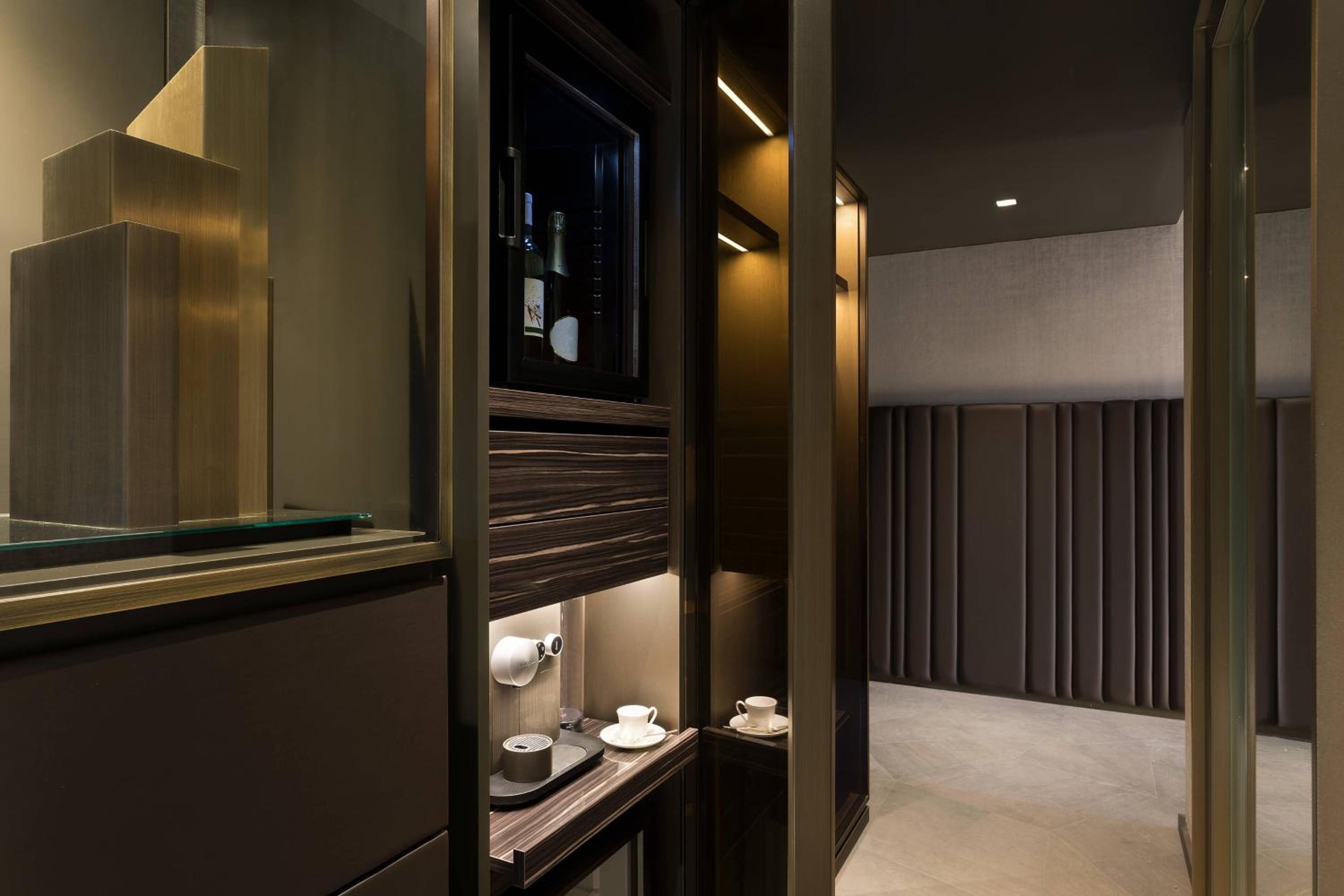 Available room