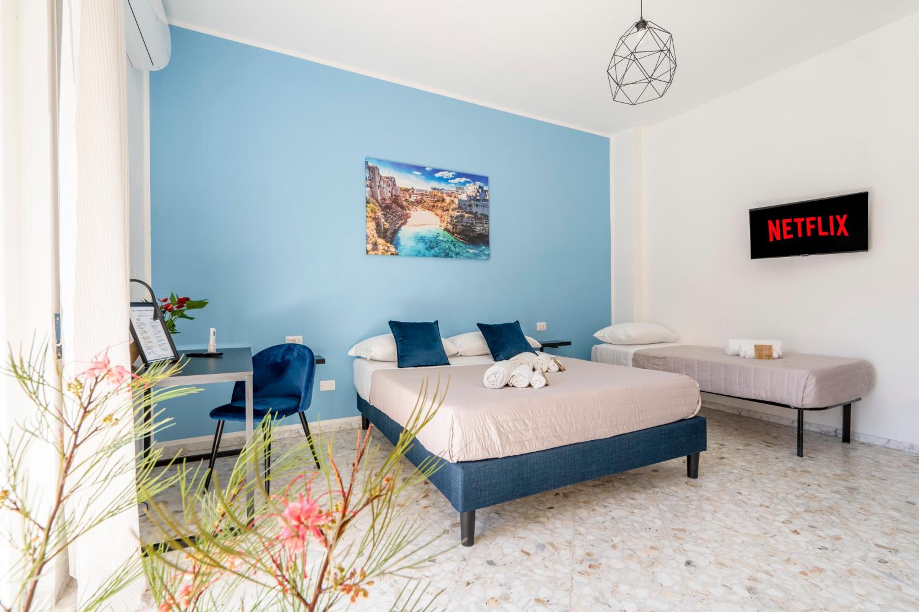 Economy Triple Room with Shared Bathroom