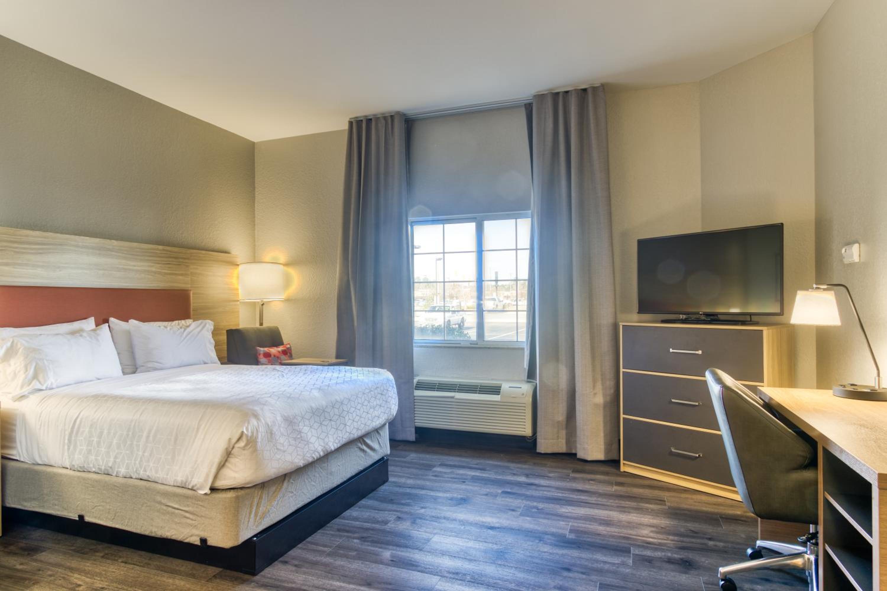 King Suite - Photo 1