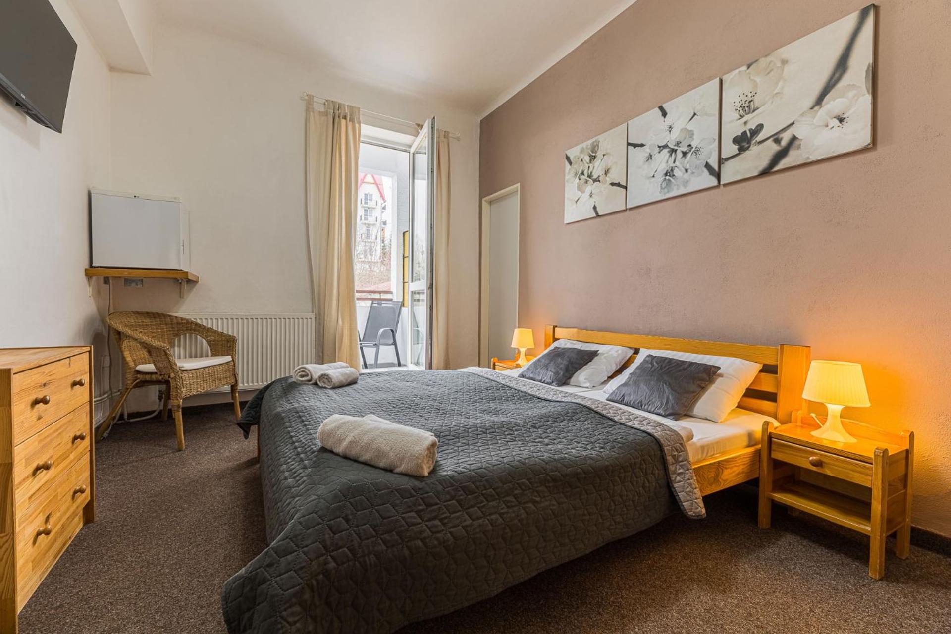 Double Room - Photo 3