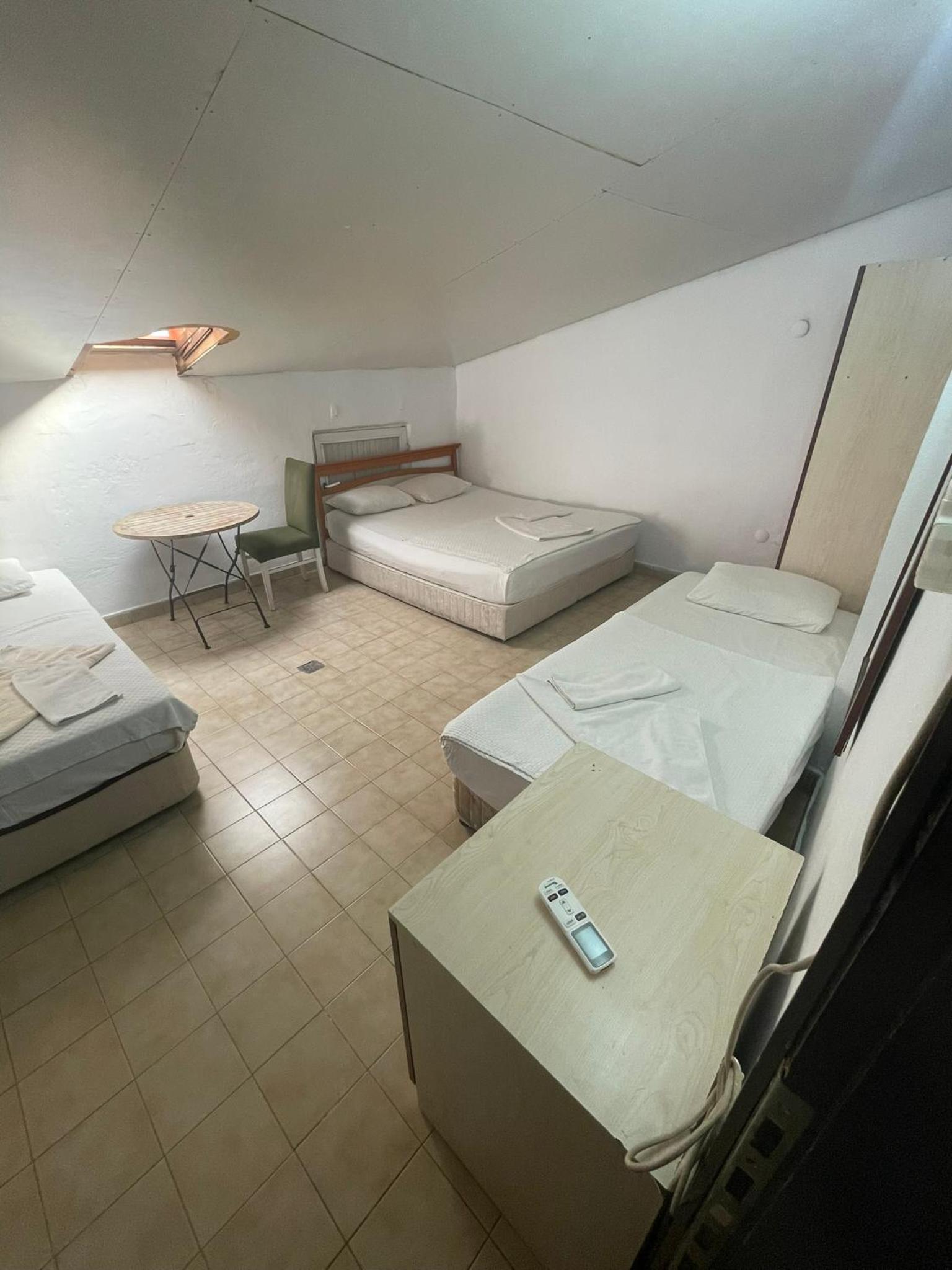 Family Room (4 Adults)